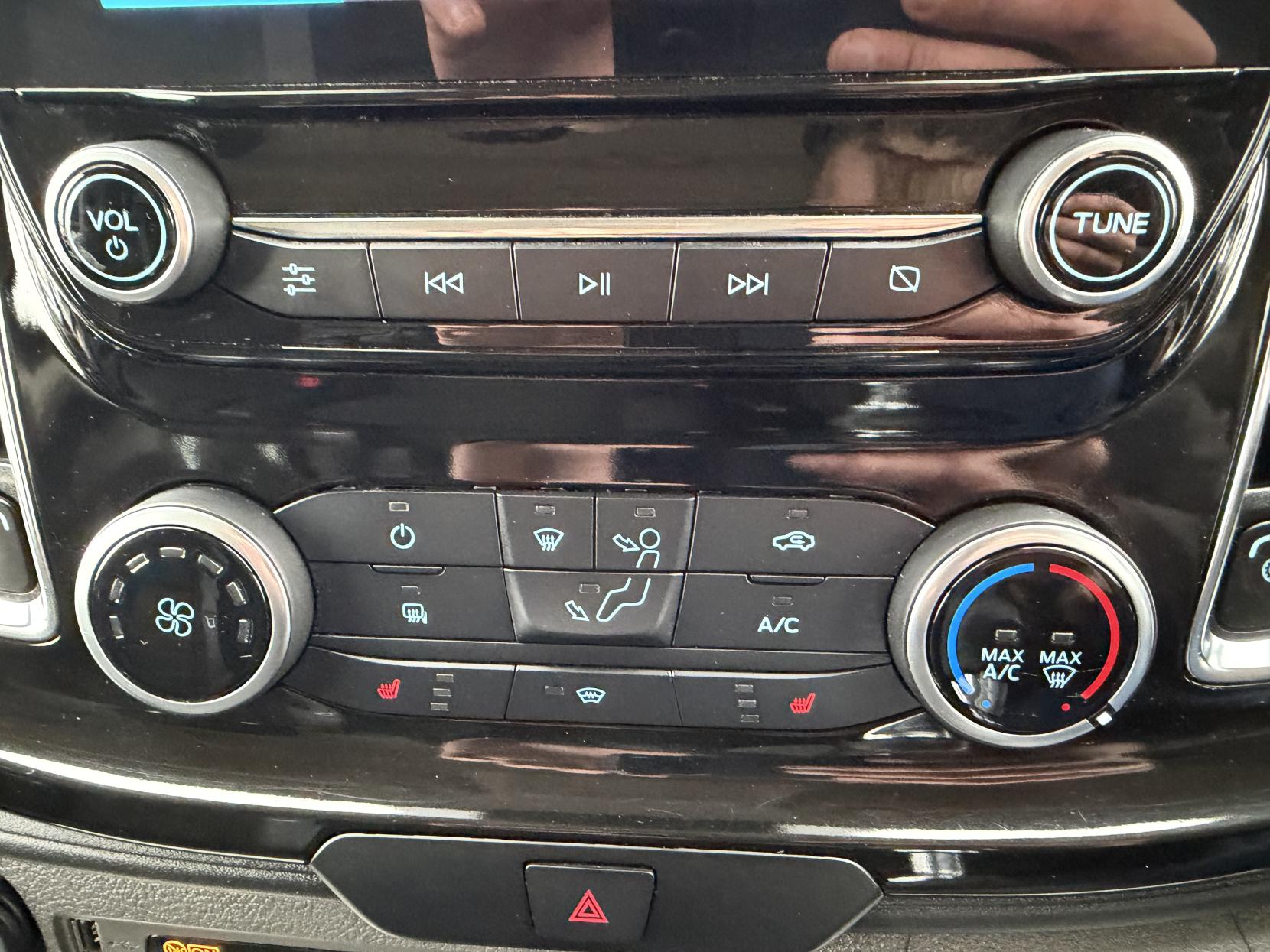 Ford Transit Custom 2.0 300 EcoBlue Limited Panel Van 5dr Diesel Manual L2 H1 Euro 6 (s/s) (130 ps)