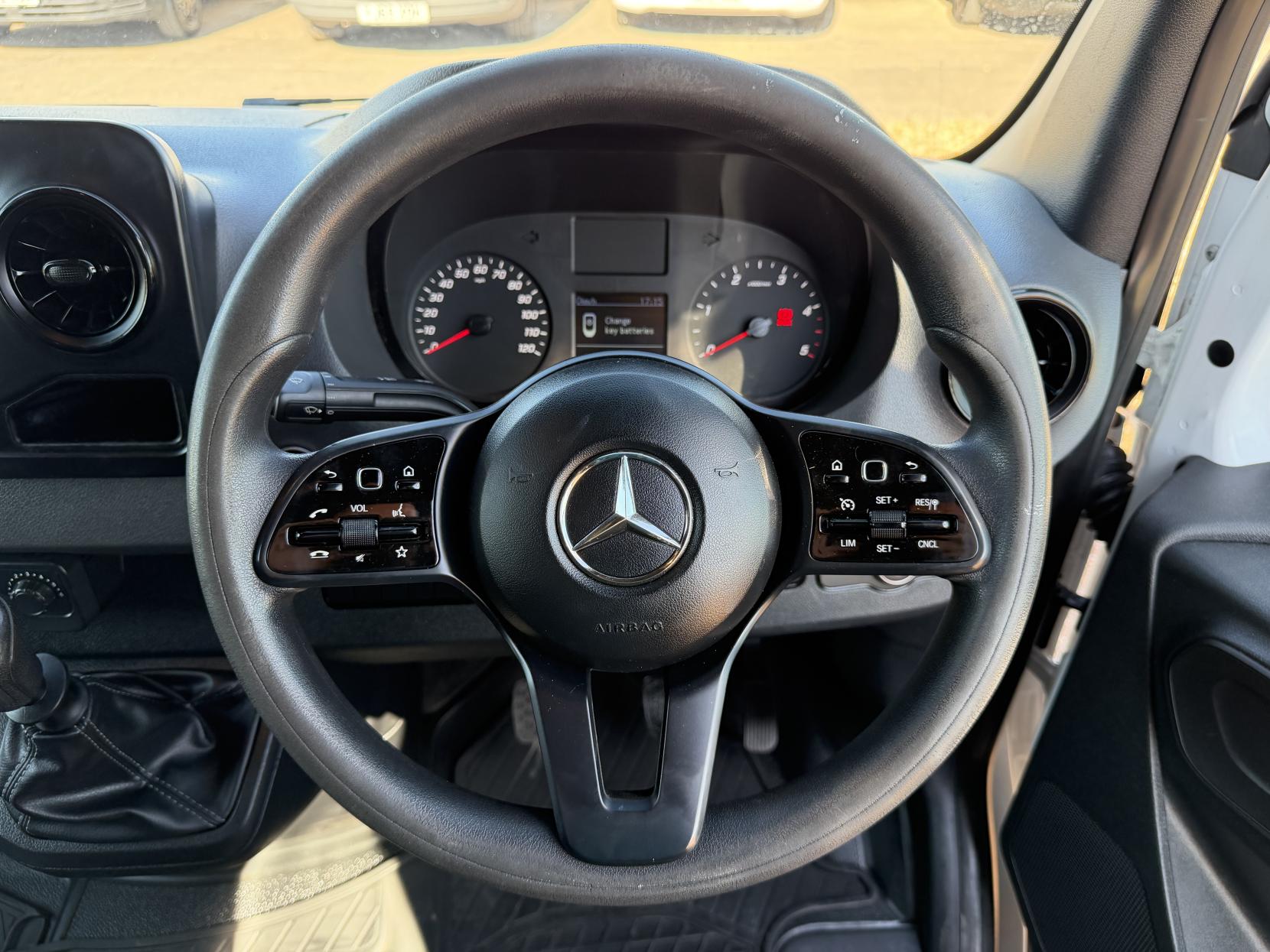 2019 Mercedes-Benz Sprinter 2.1 311 CDI Panel Van 5dr Diesel Manual RWD L3 H2 Euro 6 (114 ps) - Thumbnail 35