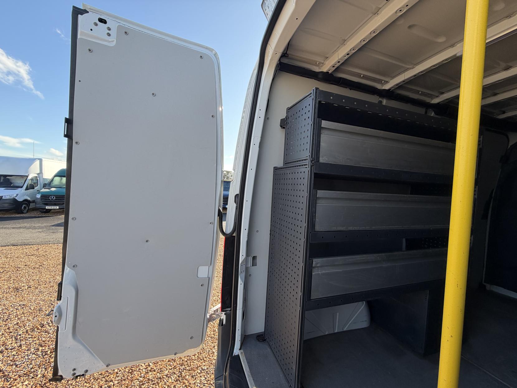 Mercedes-Benz Sprinter 2.1 314 CDI Panel Van 5dr Diesel Manual FWD L2 H2 Euro 6 (143 ps)