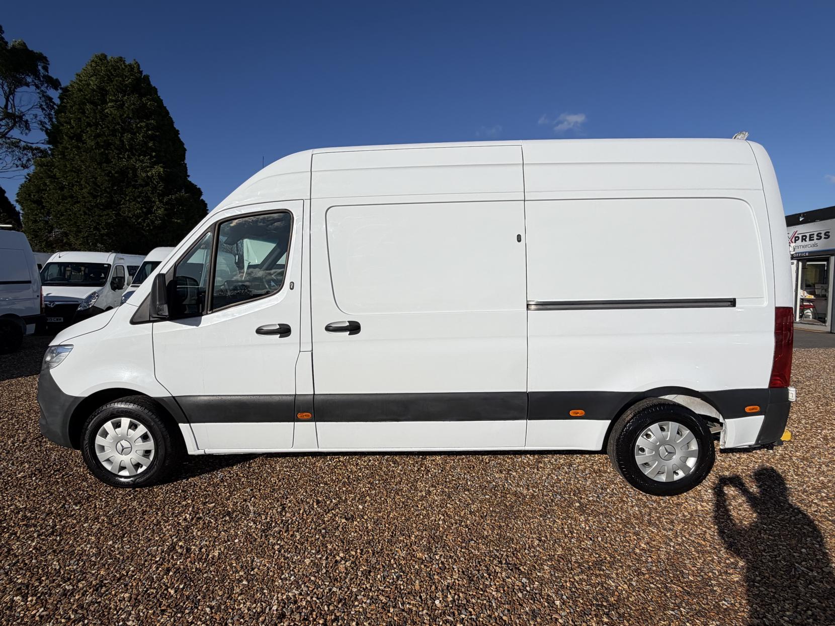 Mercedes-Benz Sprinter 2.1 314 CDI Panel Van 5dr Diesel Manual FWD L2 H2 Euro 6 (143 ps)