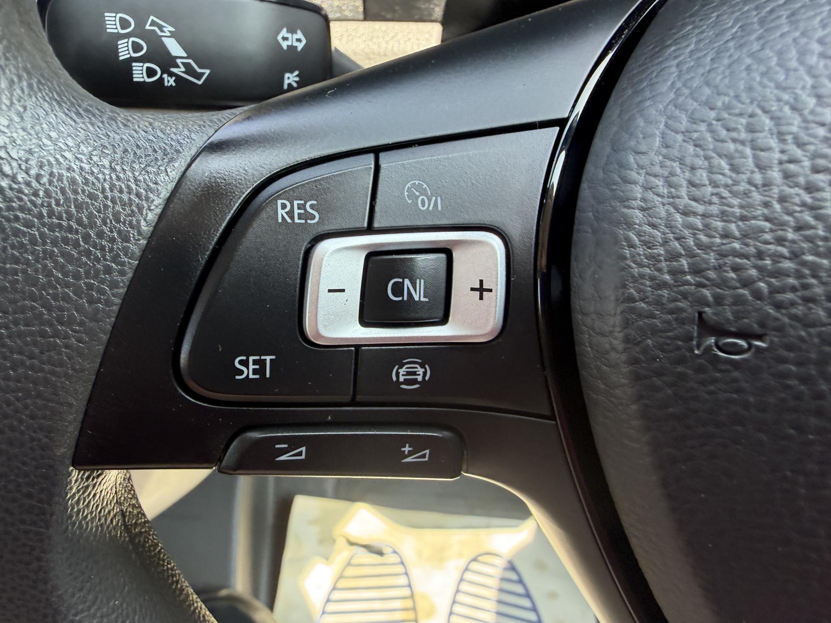 2020 Volkswagen Crafter 2.0 TDI CR35 Trendline Panel Van 5dr Diesel Automatic FWD LWB High Roof Euro 6 (s/s) (140 ps) - Thumbnail 41