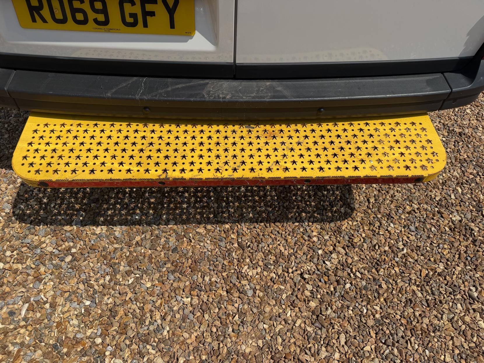 2020 Volkswagen Crafter 2.0 TDI CR35 Trendline Panel Van 5dr Diesel Automatic FWD LWB High Roof Euro 6 (s/s) (140 ps) - Thumbnail 34