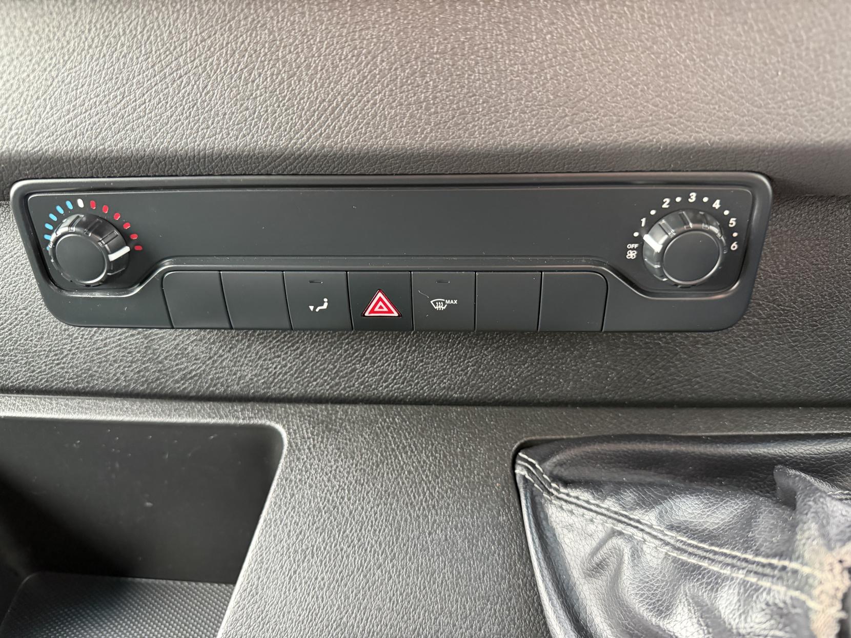 Mercedes-Benz Sprinter 2.1 311 CDI Panel Van 5dr Diesel Manual RWD L3 H2 Euro 6 (114 ps)