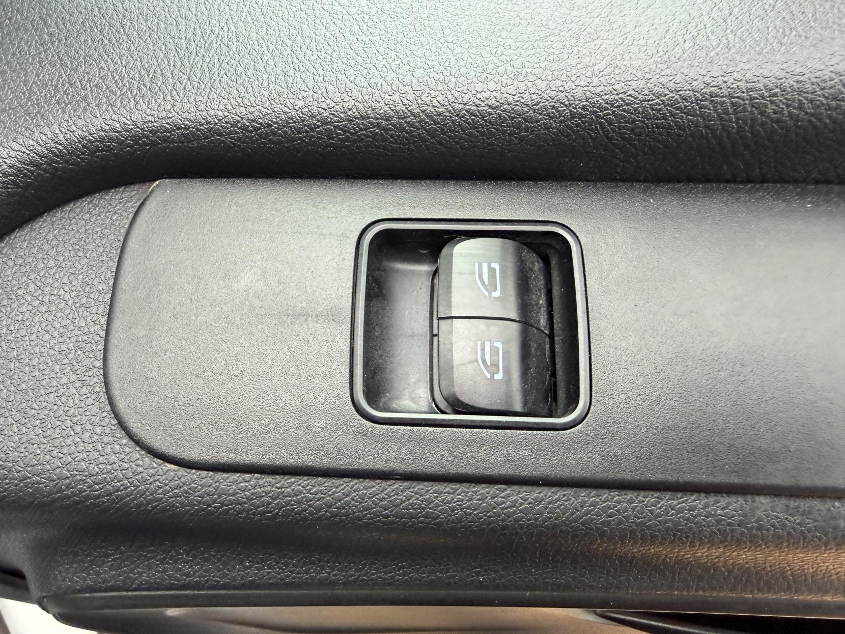 Mercedes-Benz Sprinter 2.1 311 CDI Panel Van 5dr Diesel Manual RWD L3 H2 Euro 6 (114 ps)