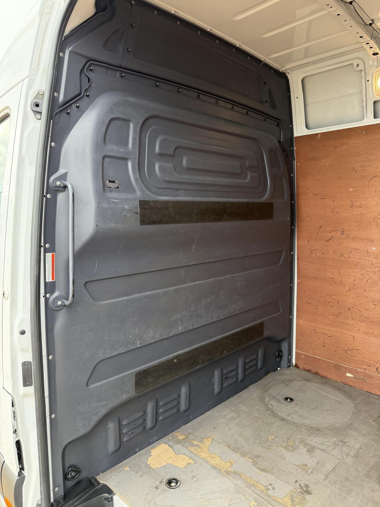 Mercedes-Benz Sprinter 2.1 311 CDI Panel Van 5dr Diesel Manual RWD L3 H2 Euro 6 (114 ps)