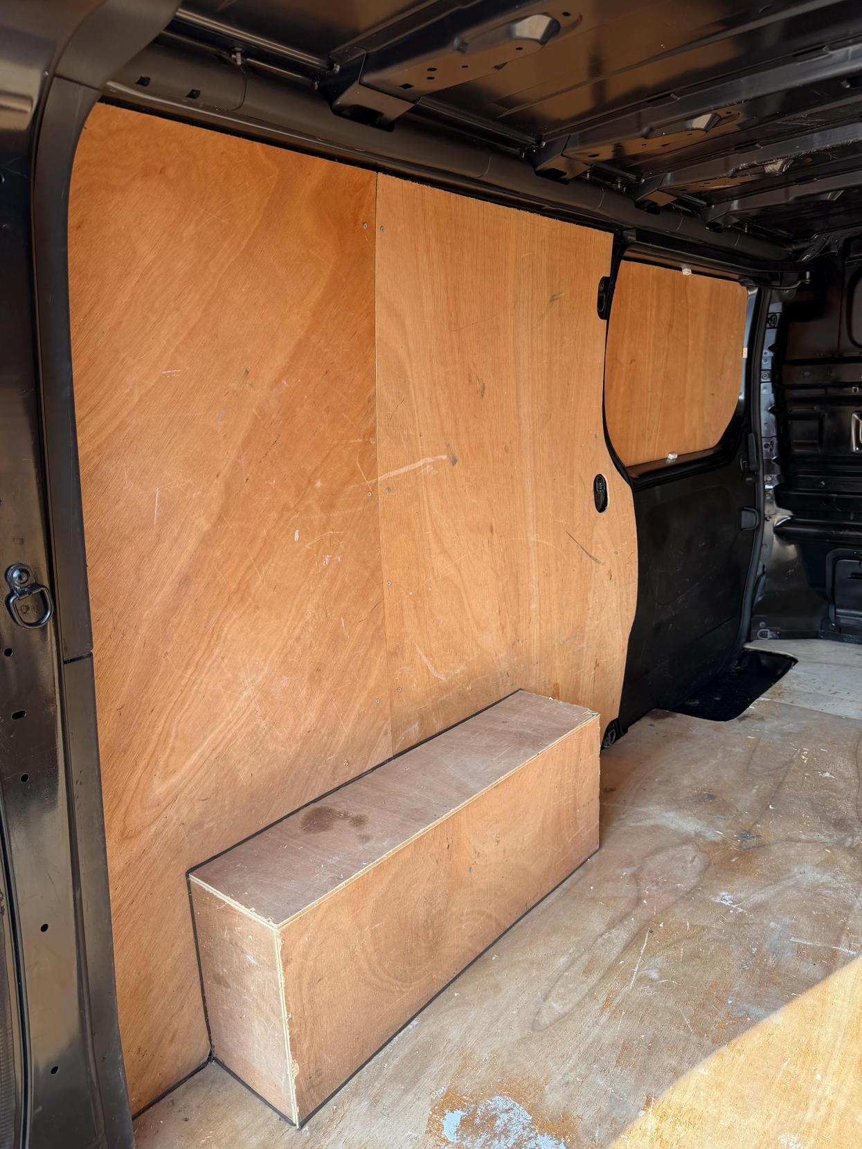 2022 Renault Trafic 2.0 dCi Blue LL30 Business+ Panel Van 5dr Diesel Manual L2 H1 Euro 6 (s/s) (130 ps) - Thumbnail 27