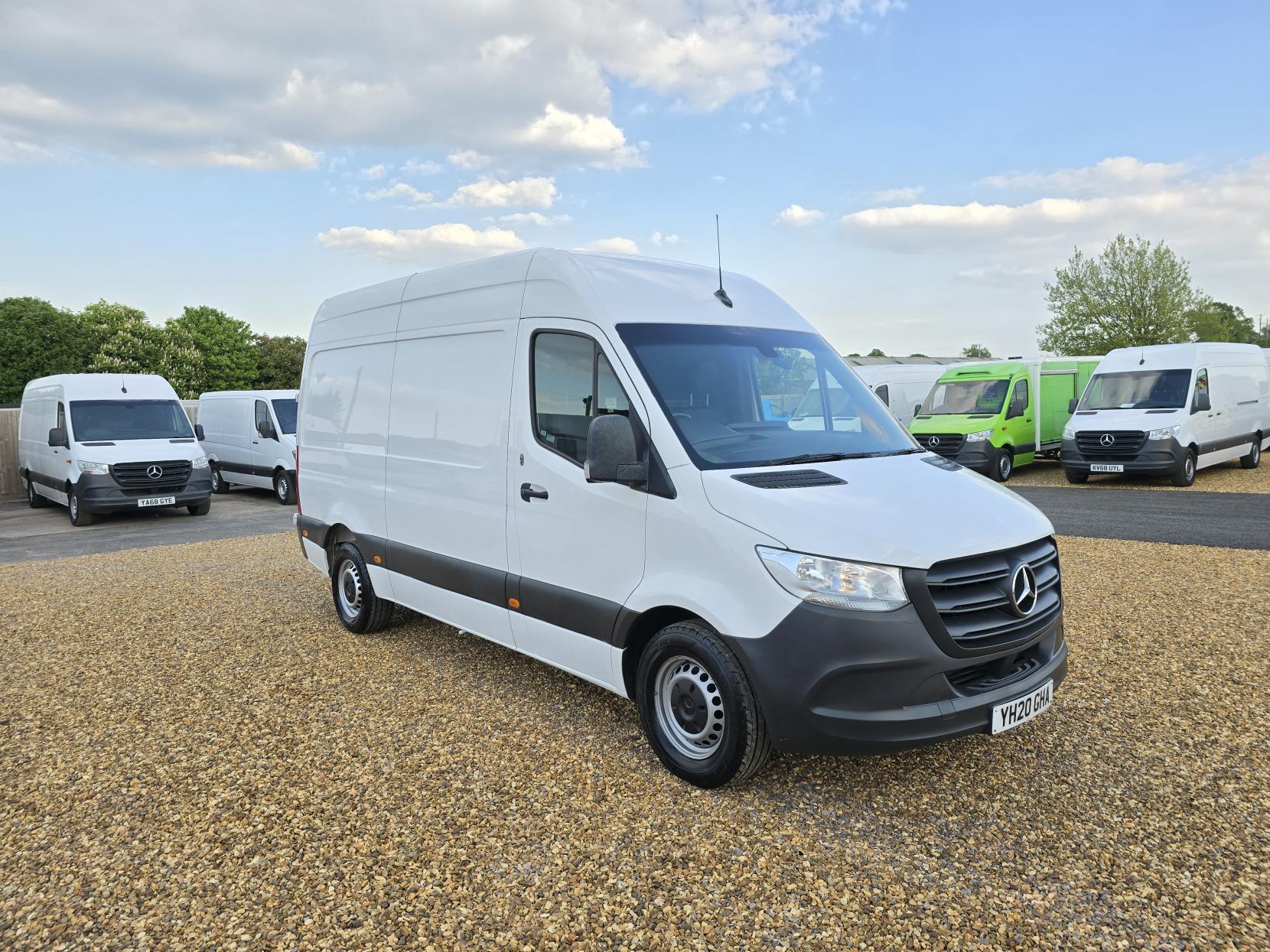 Mercedes-Benz Sprinter 2.1 316 CDI Panel Van 5dr Diesel Manual RWD L2 H2 Euro 6 (163 ps)