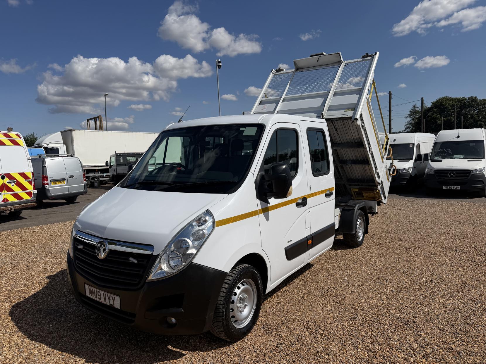 2019 Vauxhall Movano 2.3 CDTi 3500 BiTurbo Chassis Double Cab 4dr Diesel Manual FWD L2 H1 Euro 6 (135 ps) - Thumbnail 7