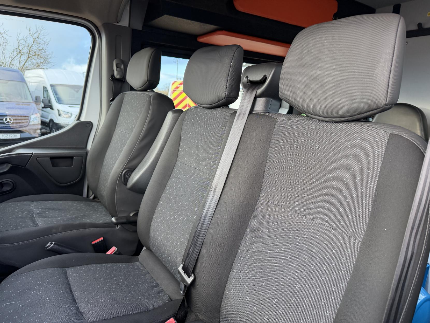 Vauxhall Movano 2.3 CDTi 3500 Panel Van 5dr Diesel Manual FWD L2 H2 Euro 6 (130 ps)