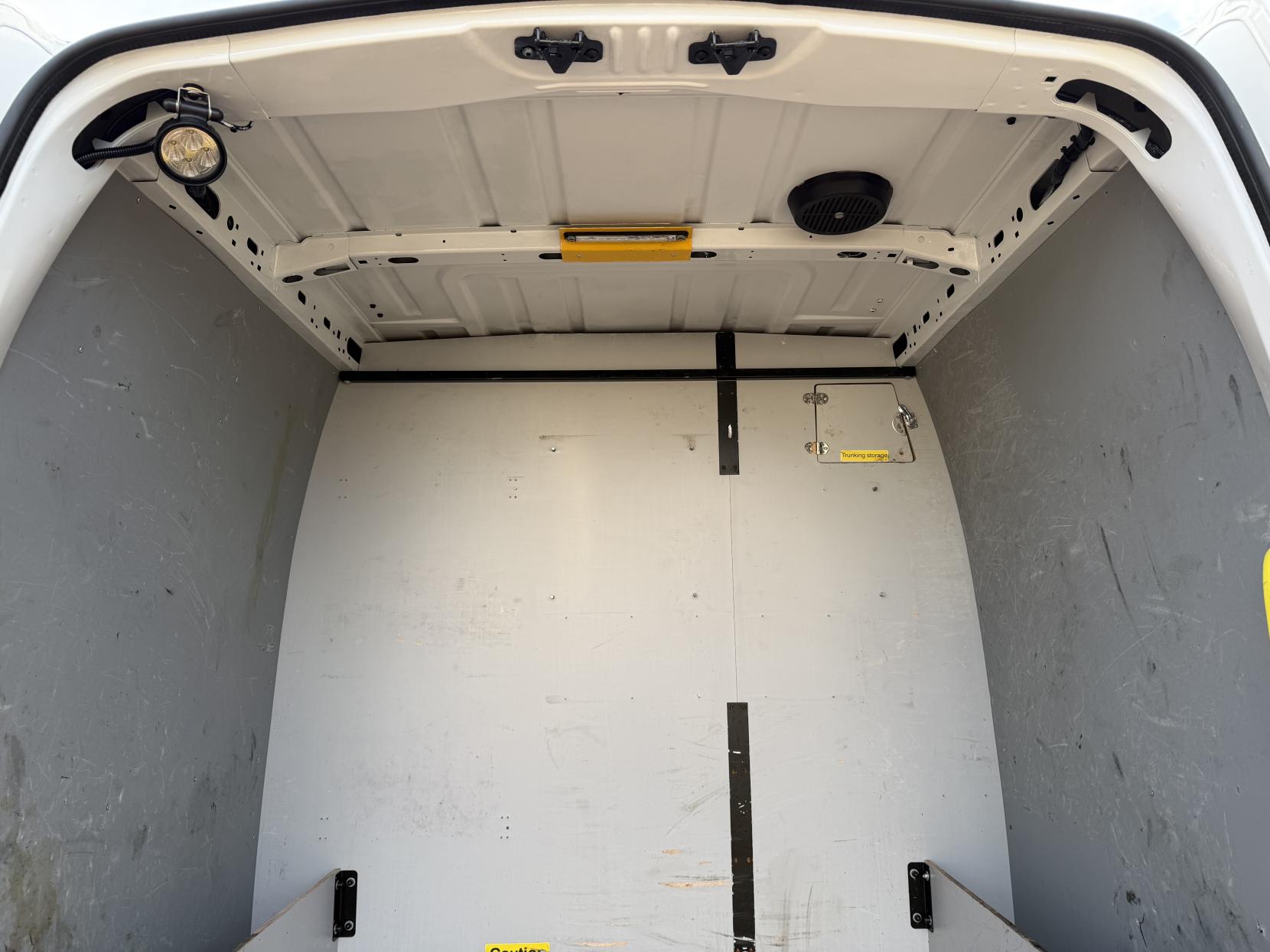 Vauxhall Movano 2.3 CDTi 3500 Panel Van 5dr Diesel Manual FWD L2 H2 Euro 6 (130 ps)