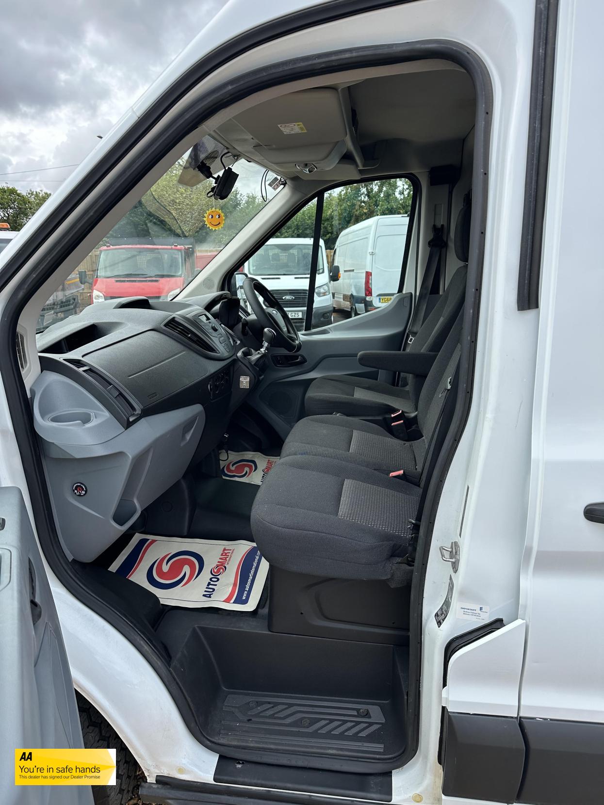 Ford Transit 2.2 TDCi 350 Panel Van 5dr Diesel Manual RWD L2 H3 Euro 5 (155 ps)