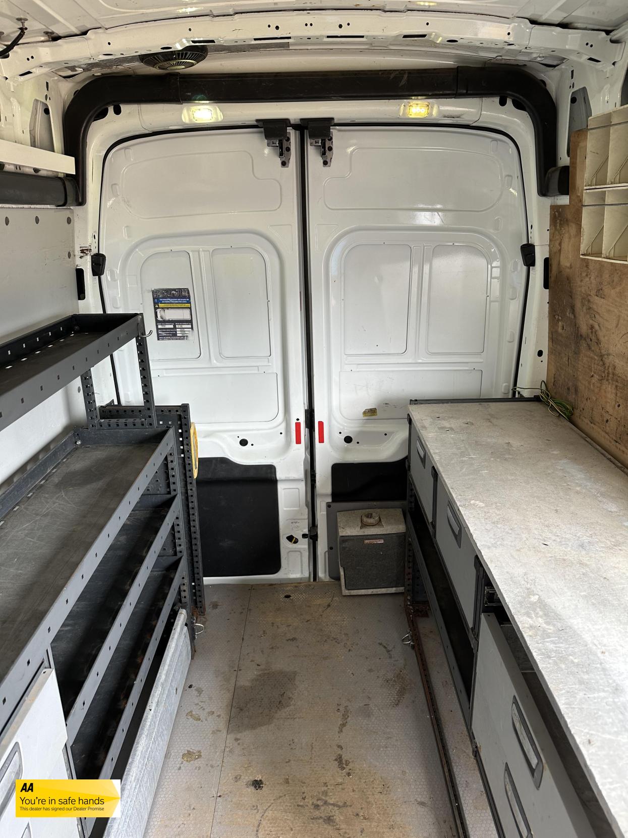 Ford Transit 2.2 TDCi 350 Panel Van 5dr Diesel Manual RWD L2 H3 Euro 5 (155 ps)