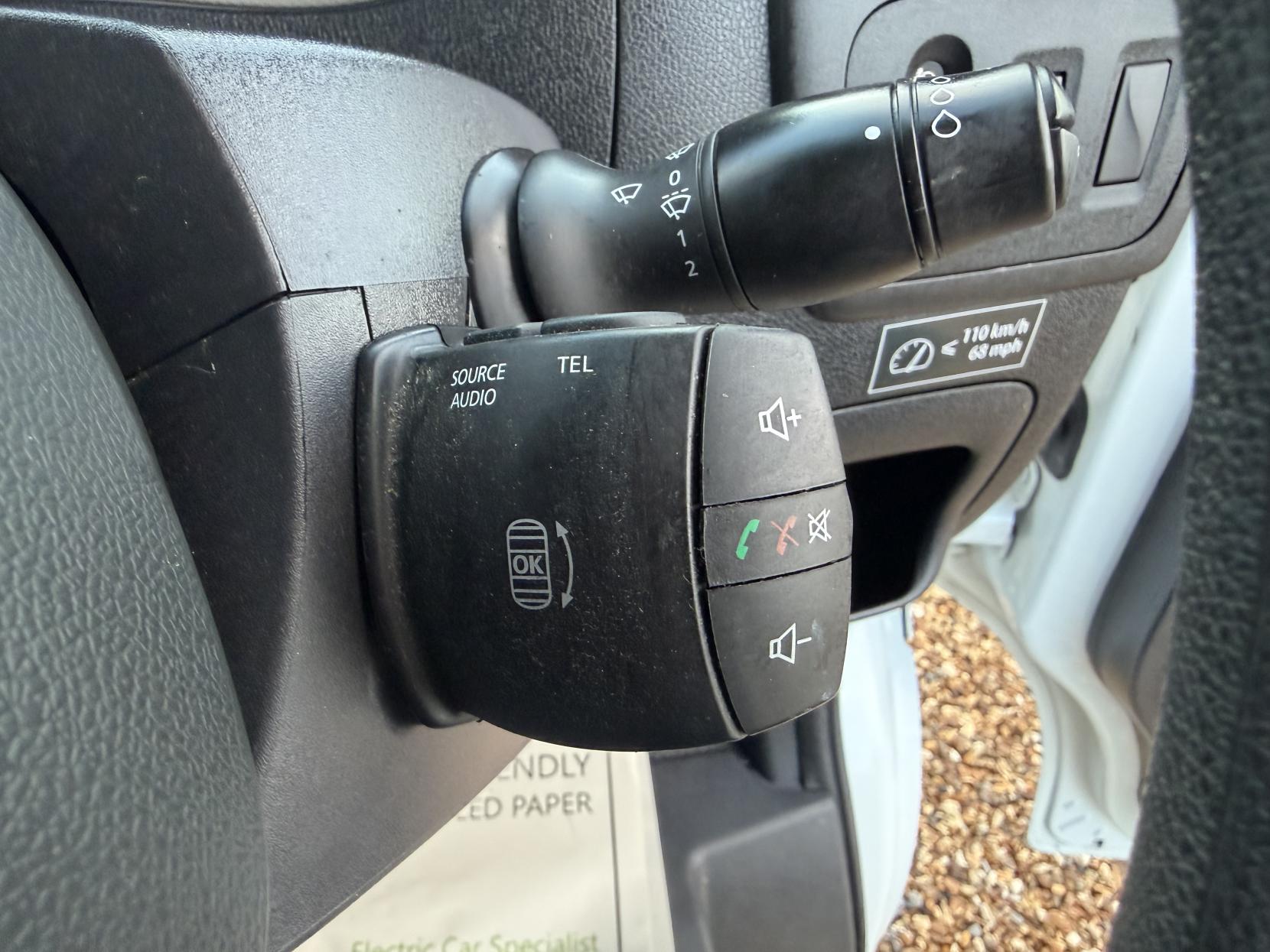 Vauxhall Movano 2.3 CDTi 3500 Panel Van 5dr Diesel Manual FWD L2 H2 Euro 6 (130 ps)