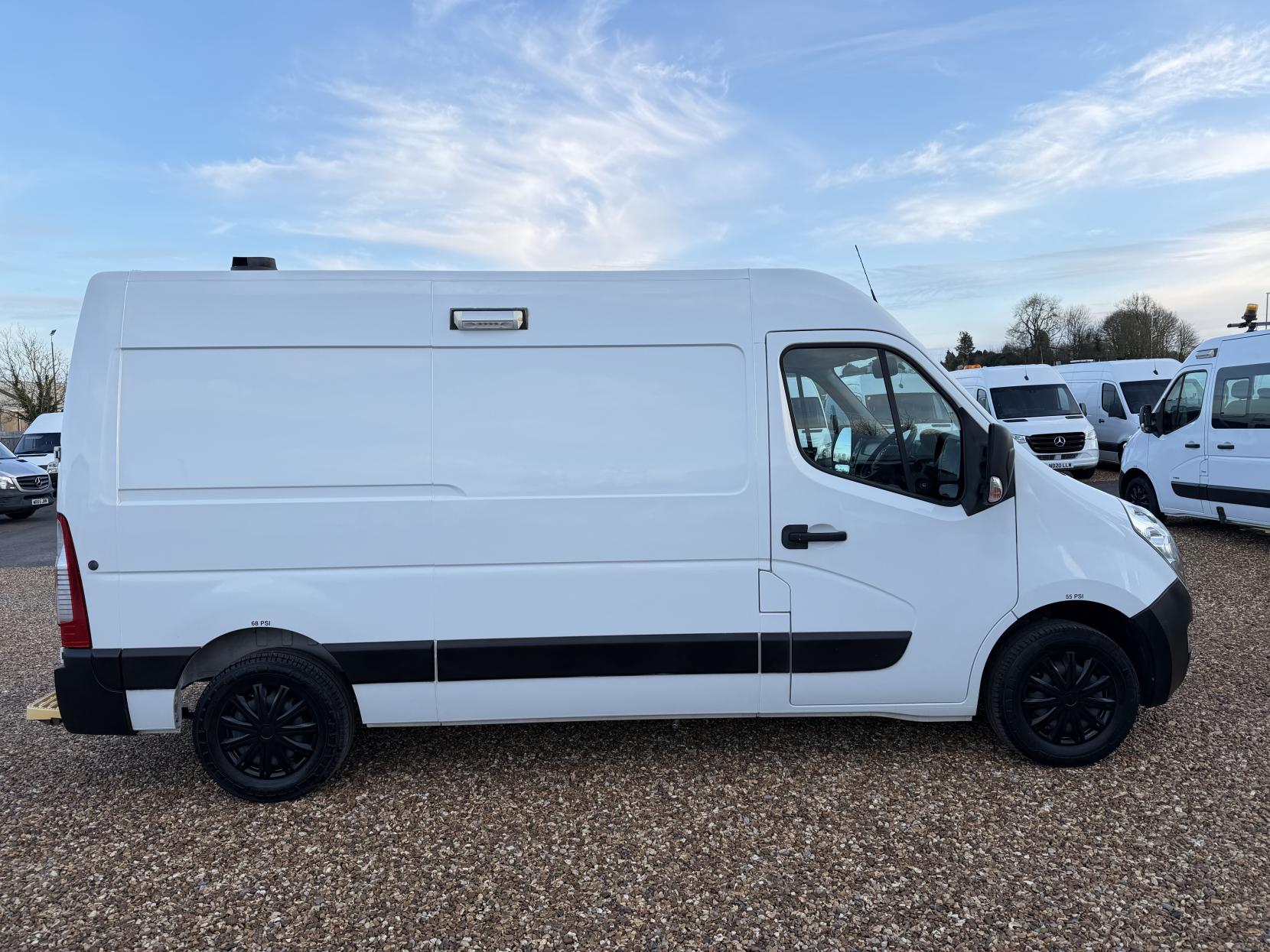 Vauxhall Movano 2.3 CDTi 3500 Panel Van 5dr Diesel Manual FWD L2 H2 Euro 6 (130 ps)