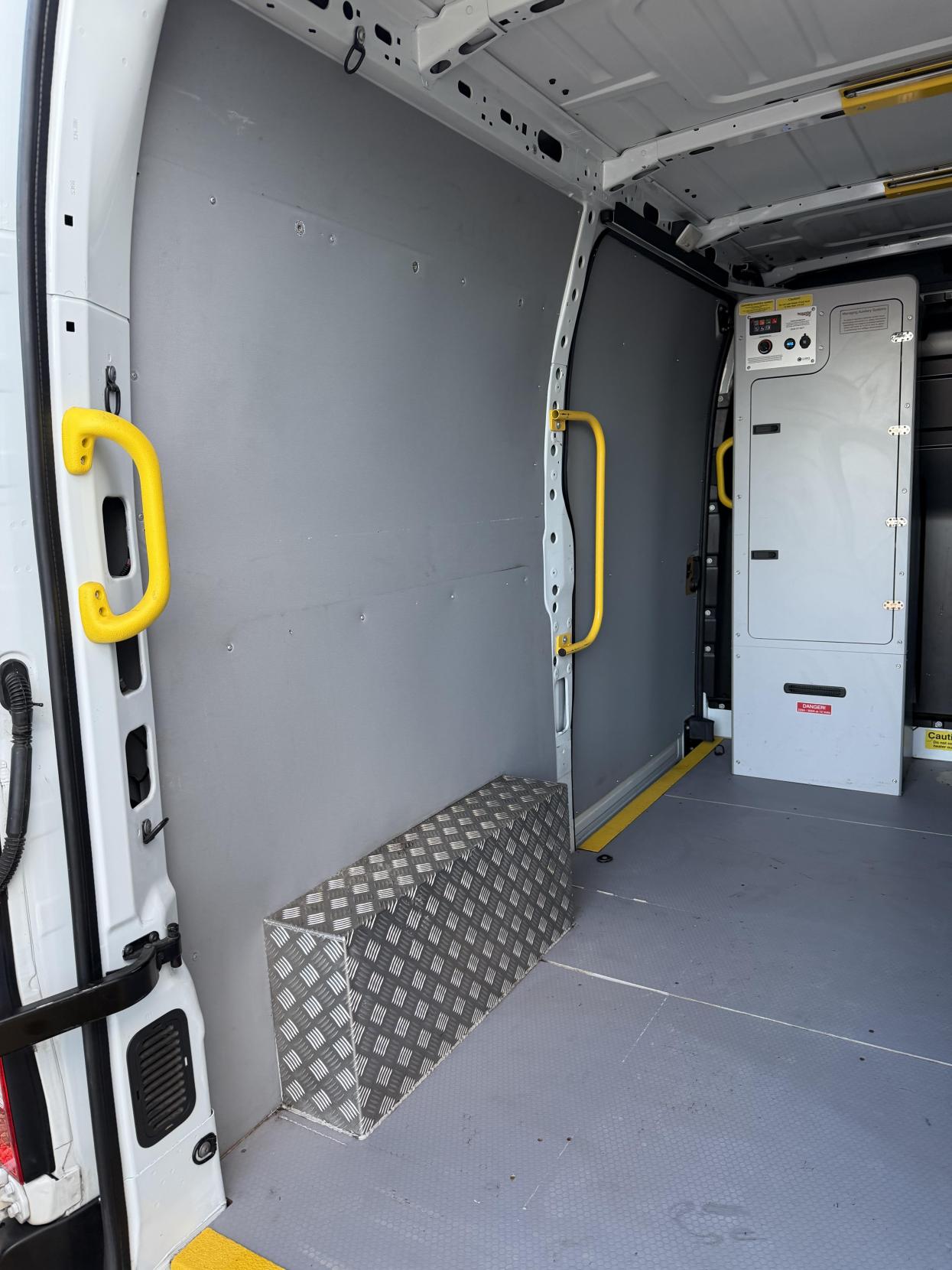 Vauxhall Movano 2.3 CDTi 3500 Panel Van 5dr Diesel Manual FWD L2 H2 Euro 6 (130 ps)