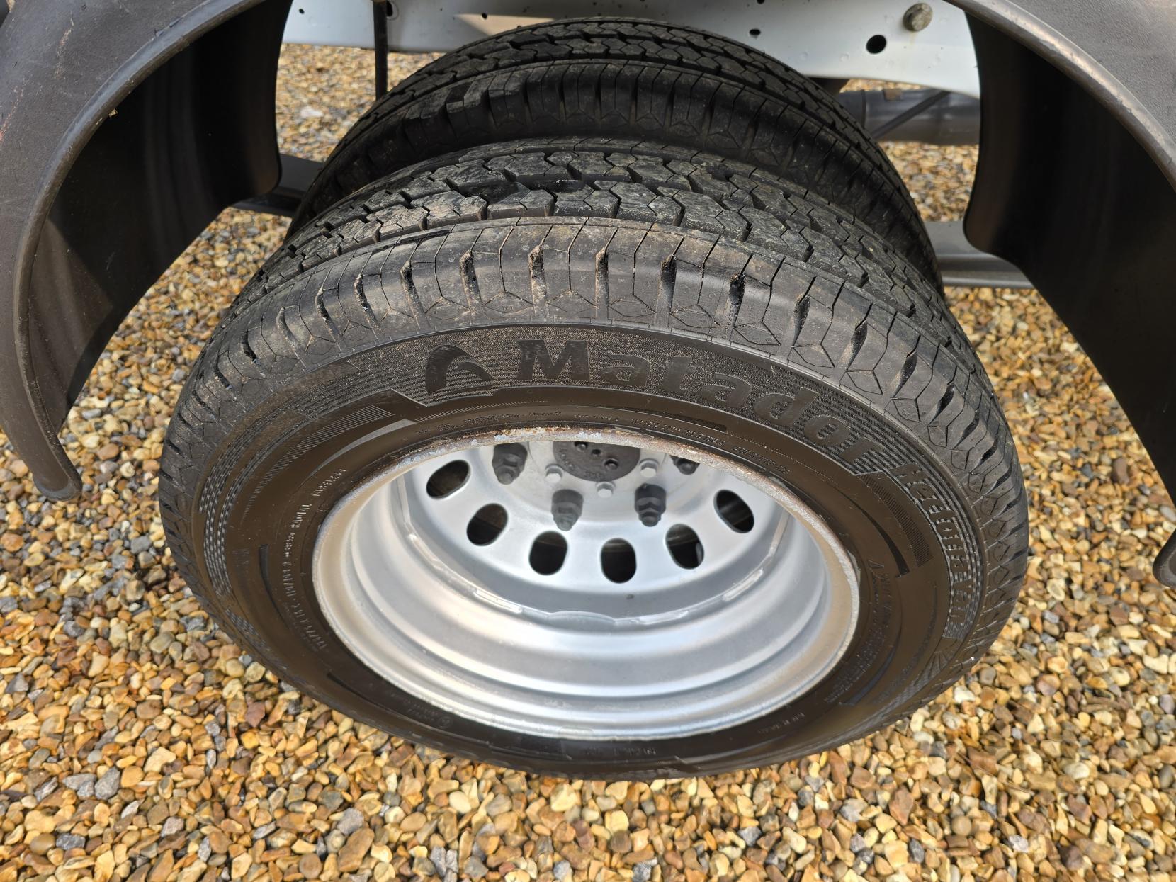Ford Transit 2.0 350 EcoBlue Leader Tipper Double Cab 4dr Diesel Manual RWD L3 Euro 6 (s/s) (1-Way, Aluminium, 1-Stop) (130 ps)