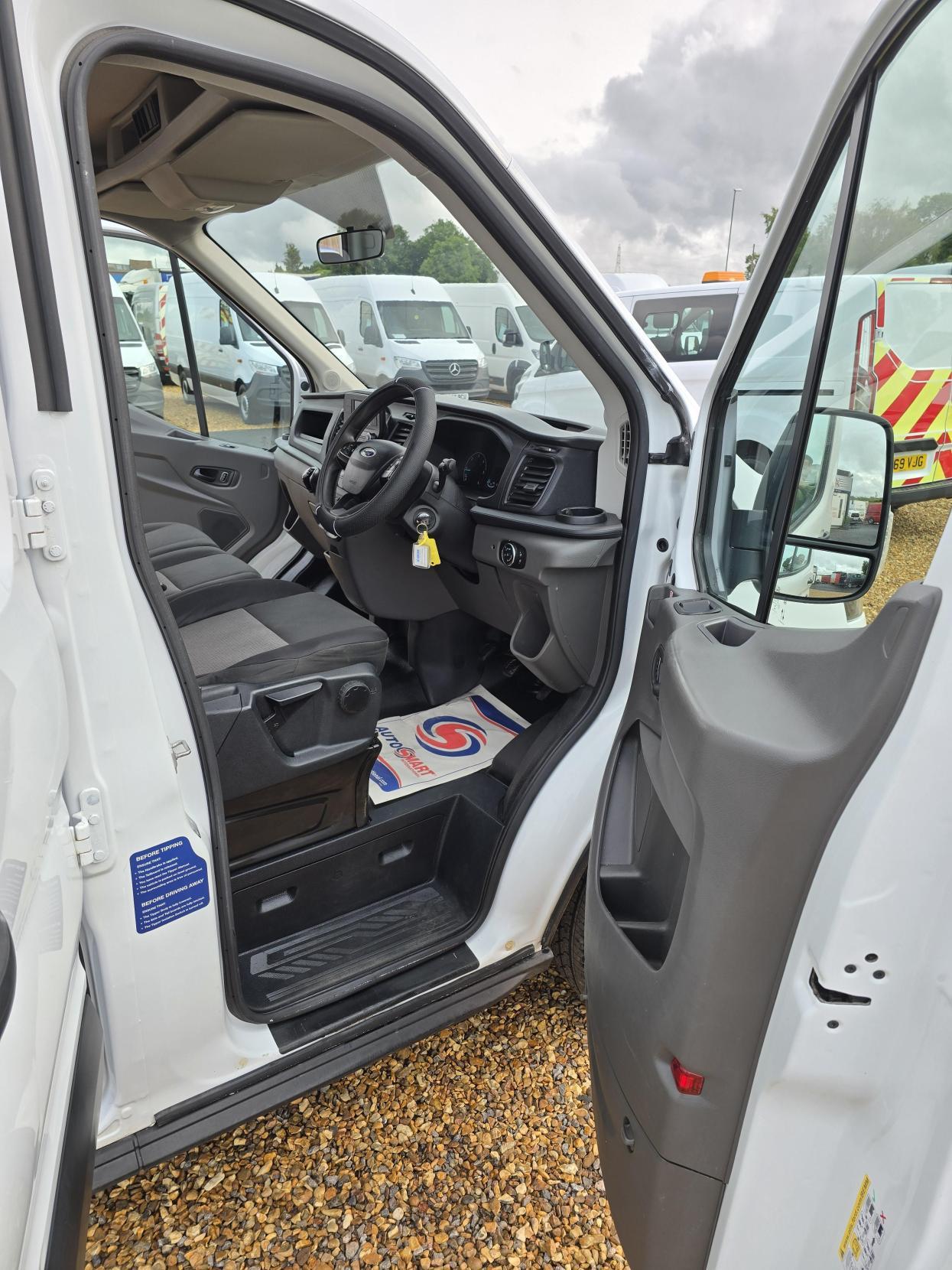 Ford Transit 2.0 350 EcoBlue Leader Tipper Double Cab 4dr Diesel Manual RWD L3 Euro 6 (s/s) (1-Way, Aluminium, 1-Stop) (130 ps)