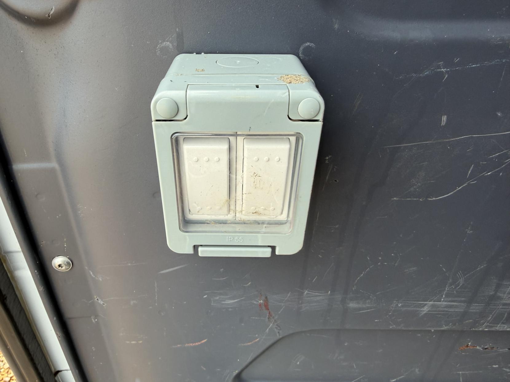 Mercedes-Benz Sprinter 2.1 316 CDI Panel Van 5dr Diesel Manual RWD L2 H2 Euro 6 (163 ps)