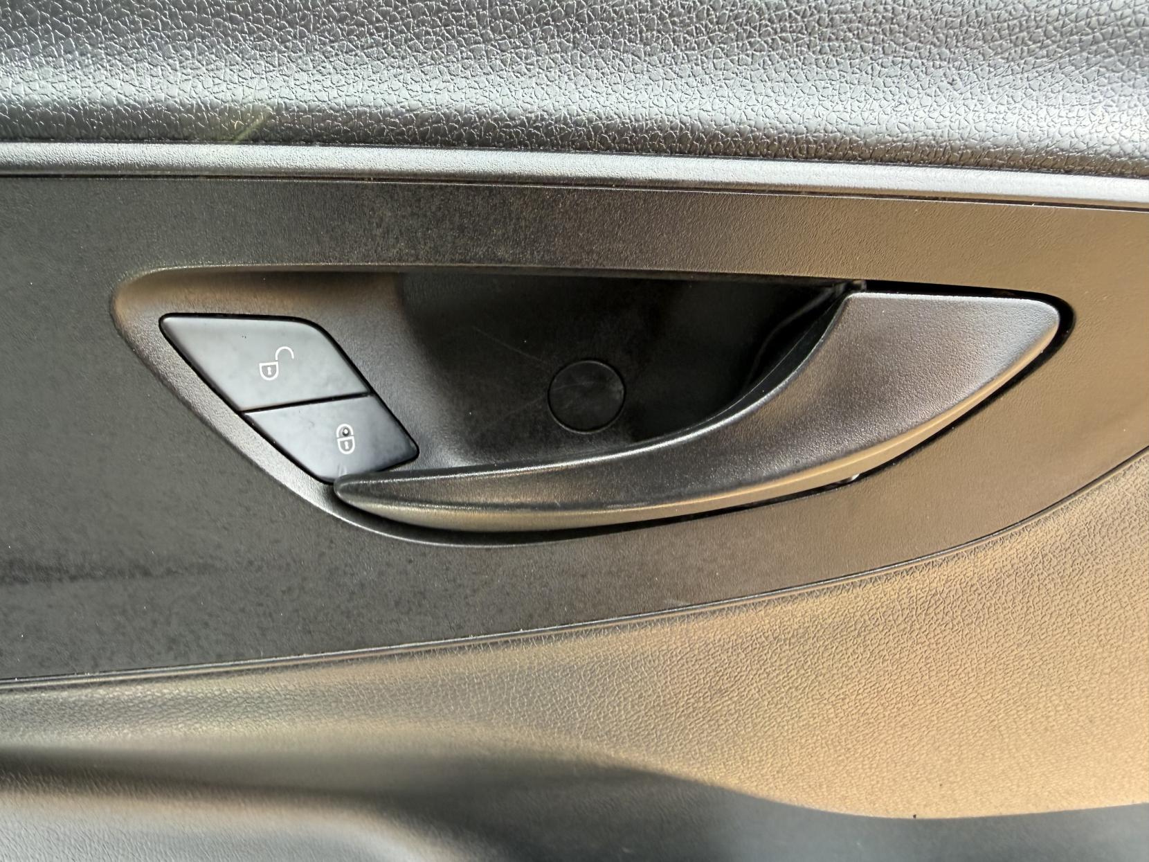 Mercedes-Benz Sprinter 2.1 316 CDI Panel Van 5dr Diesel Manual RWD L2 H2 Euro 6 (163 ps)