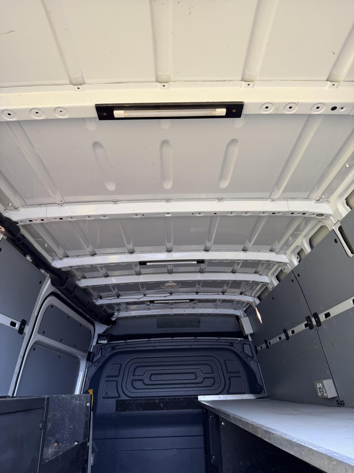 Mercedes-Benz Sprinter 2.1 316 CDI Panel Van 5dr Diesel Manual RWD L2 H2 Euro 6 (163 ps)