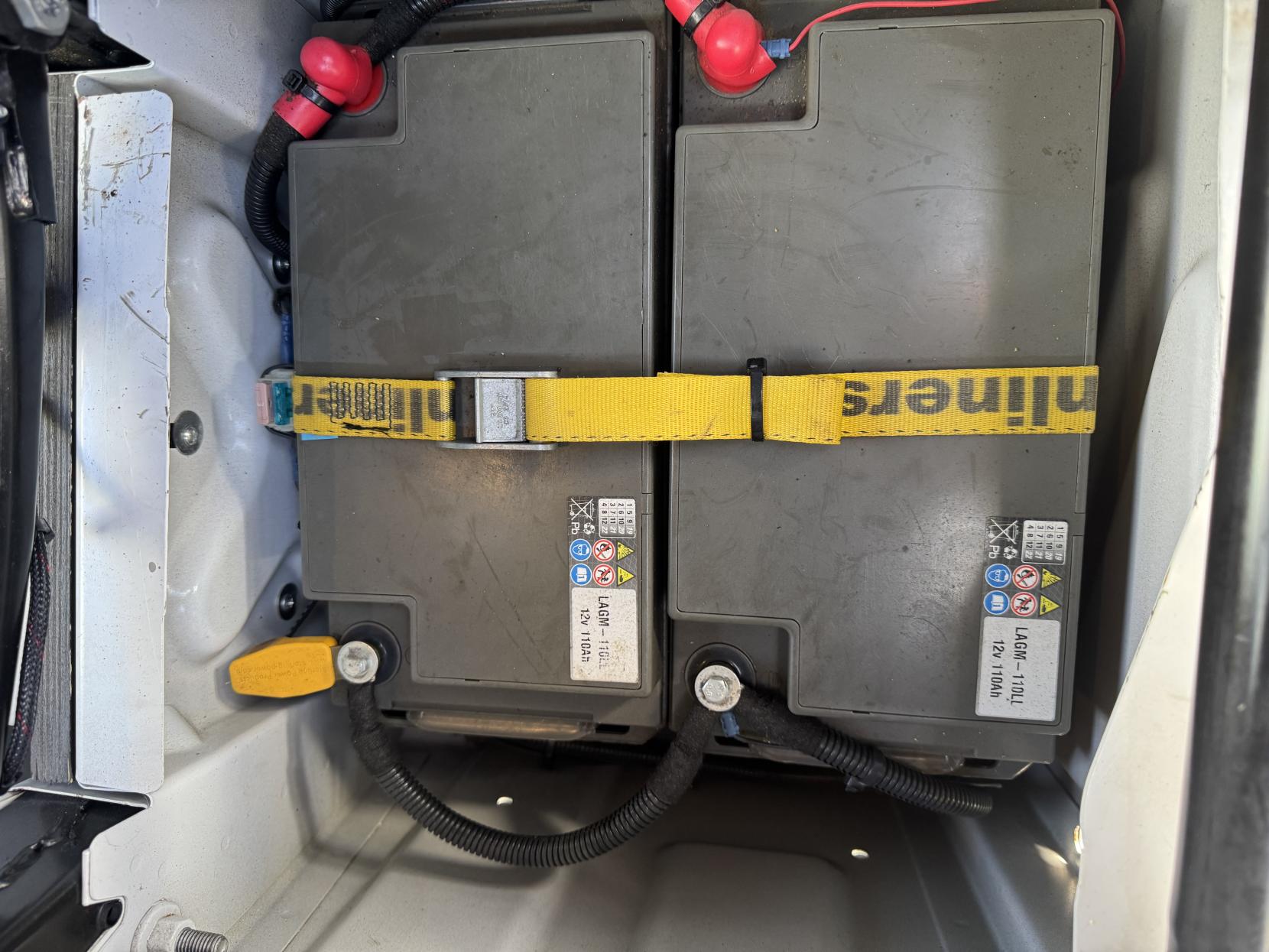 Mercedes-Benz Sprinter 2.1 316 CDI Panel Van 5dr Diesel Manual RWD L2 H2 Euro 6 (163 ps)