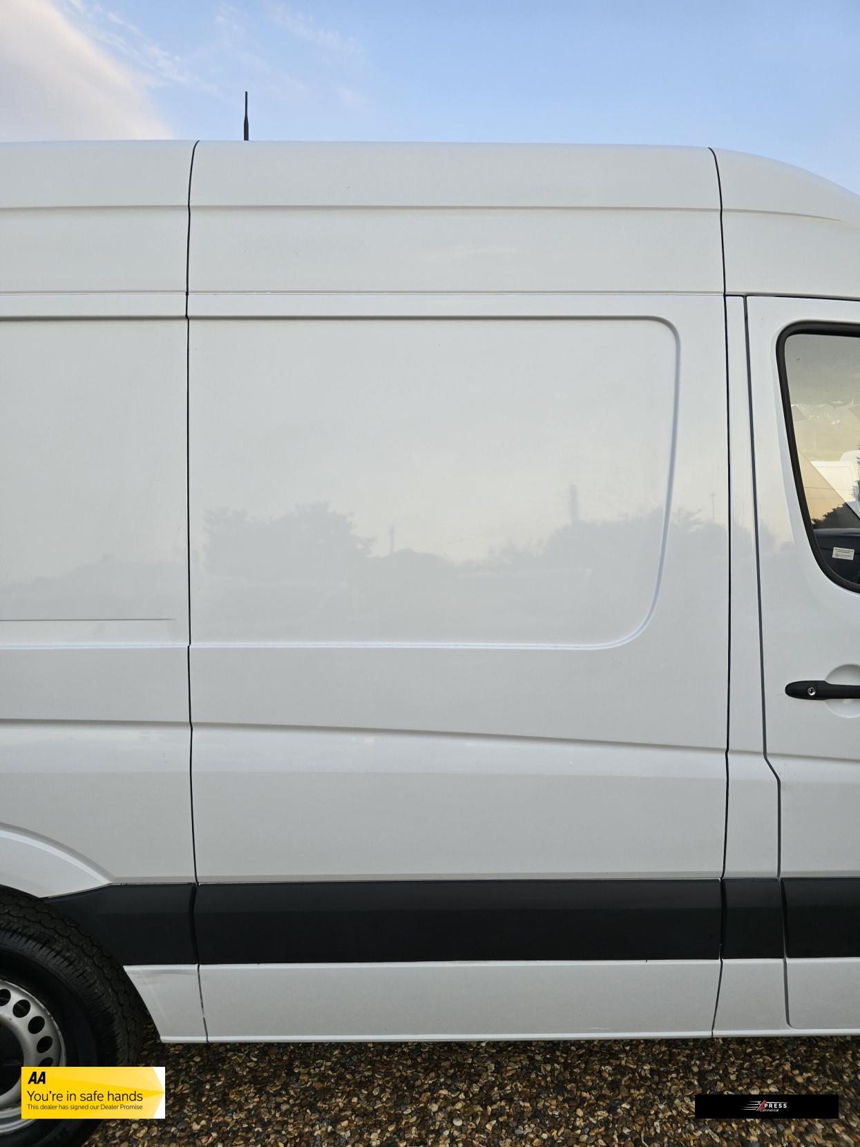 Mercedes-Benz Sprinter Sprinter 2.1 313 CDi Panel Van 4dr Diesel Manual RWD L1 H3 (222 g/km, 129 bhp)