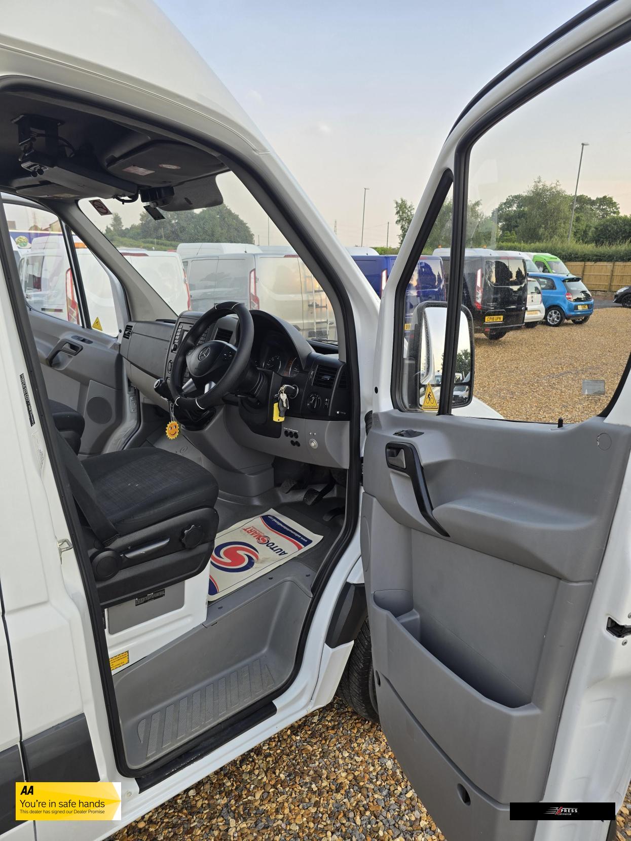 Mercedes-Benz Sprinter Sprinter 2.1 313 CDi Panel Van 4dr Diesel Manual RWD L1 H3 (222 g/km, 129 bhp)