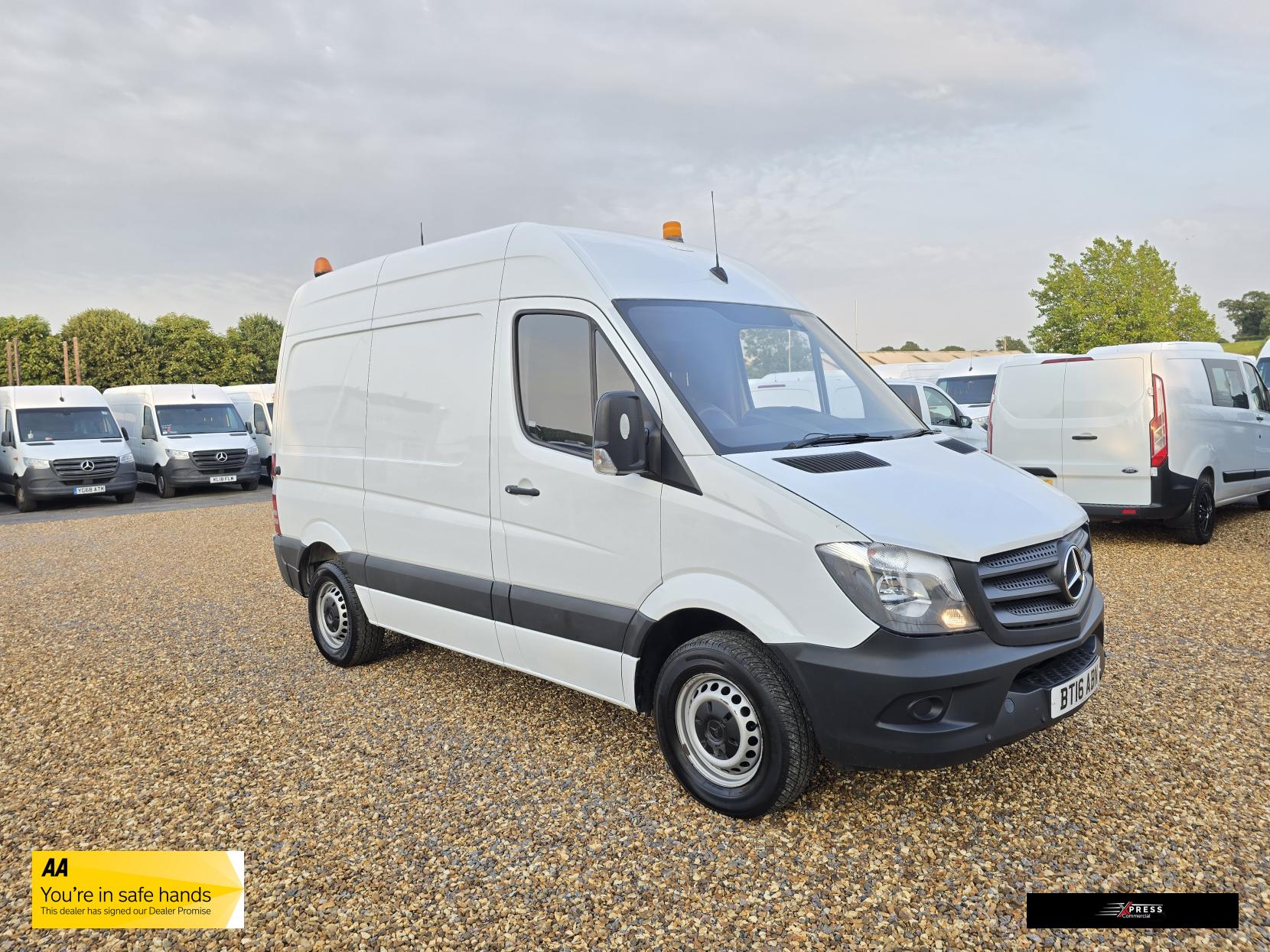 Mercedes-Benz Sprinter Sprinter 2.1 313 CDi Panel Van 4dr Diesel Manual RWD L1 H3 (222 g/km, 129 bhp)