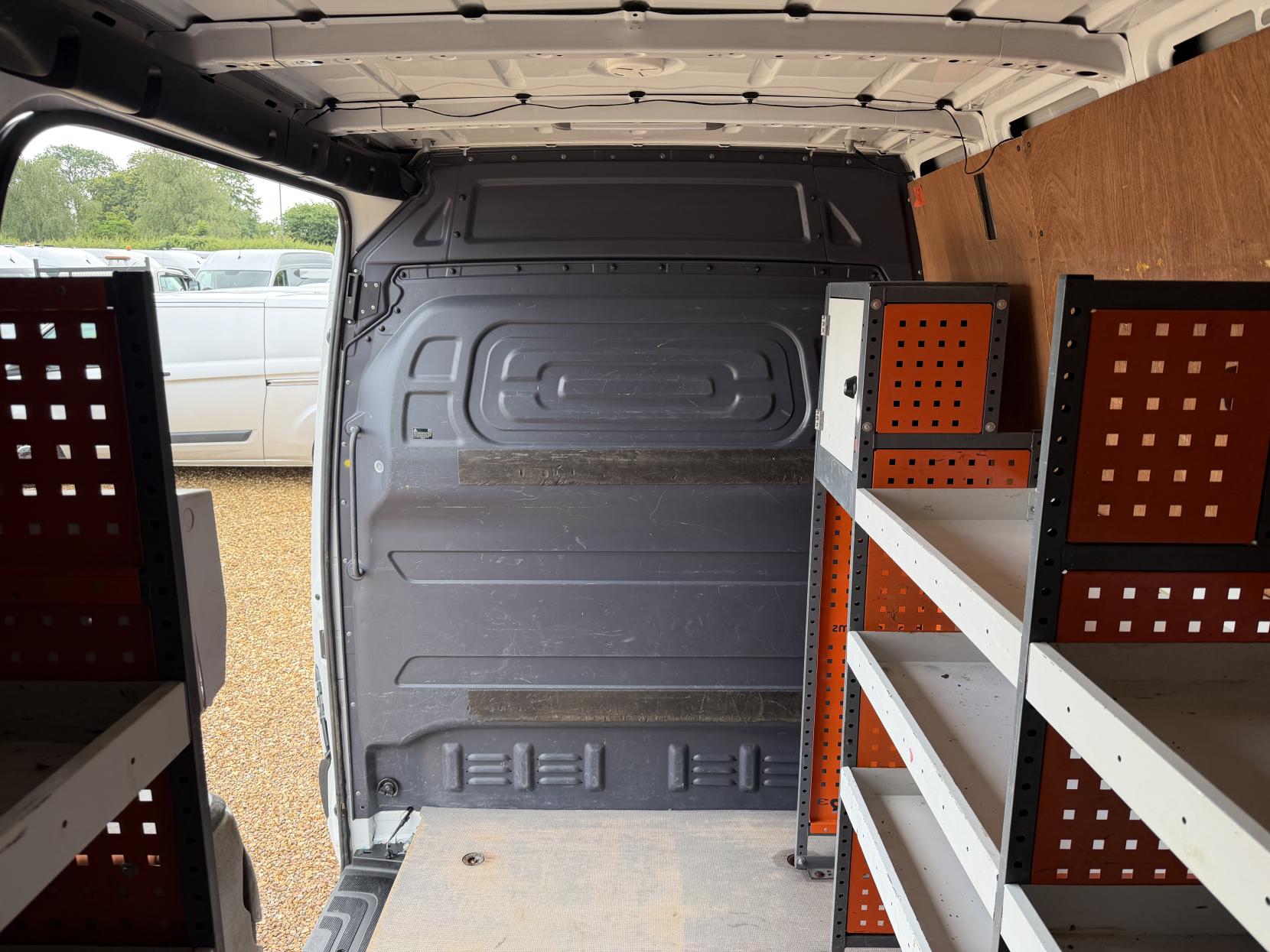 2022 Mercedes-Benz Sprinter 2.0 315 CDI Progressive Panel Van 5dr Diesel Manual RWD L2 H2 Euro 6 (s/s) (150 ps) - Thumbnail 27