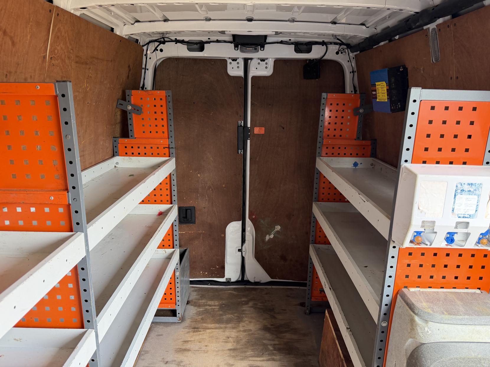 2022 Mercedes-Benz Sprinter 2.0 315 CDI Progressive Panel Van 5dr Diesel Manual RWD L2 H2 Euro 6 (s/s) (150 ps) - Thumbnail 23