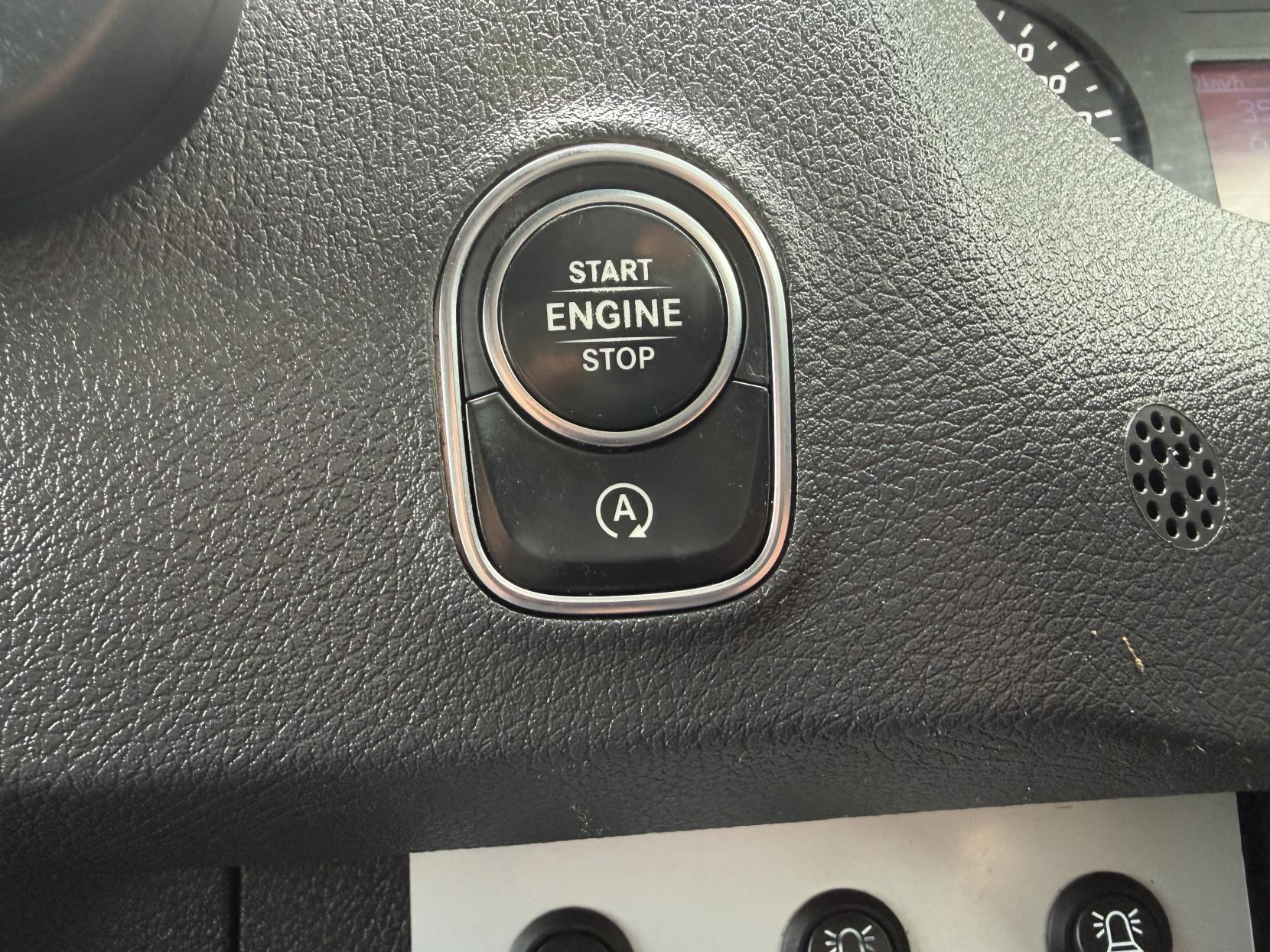 2022 Mercedes-Benz Sprinter 2.0 315 CDI Progressive Panel Van 5dr Diesel Manual RWD L2 H2 Euro 6 (s/s) (150 ps) - Thumbnail 43