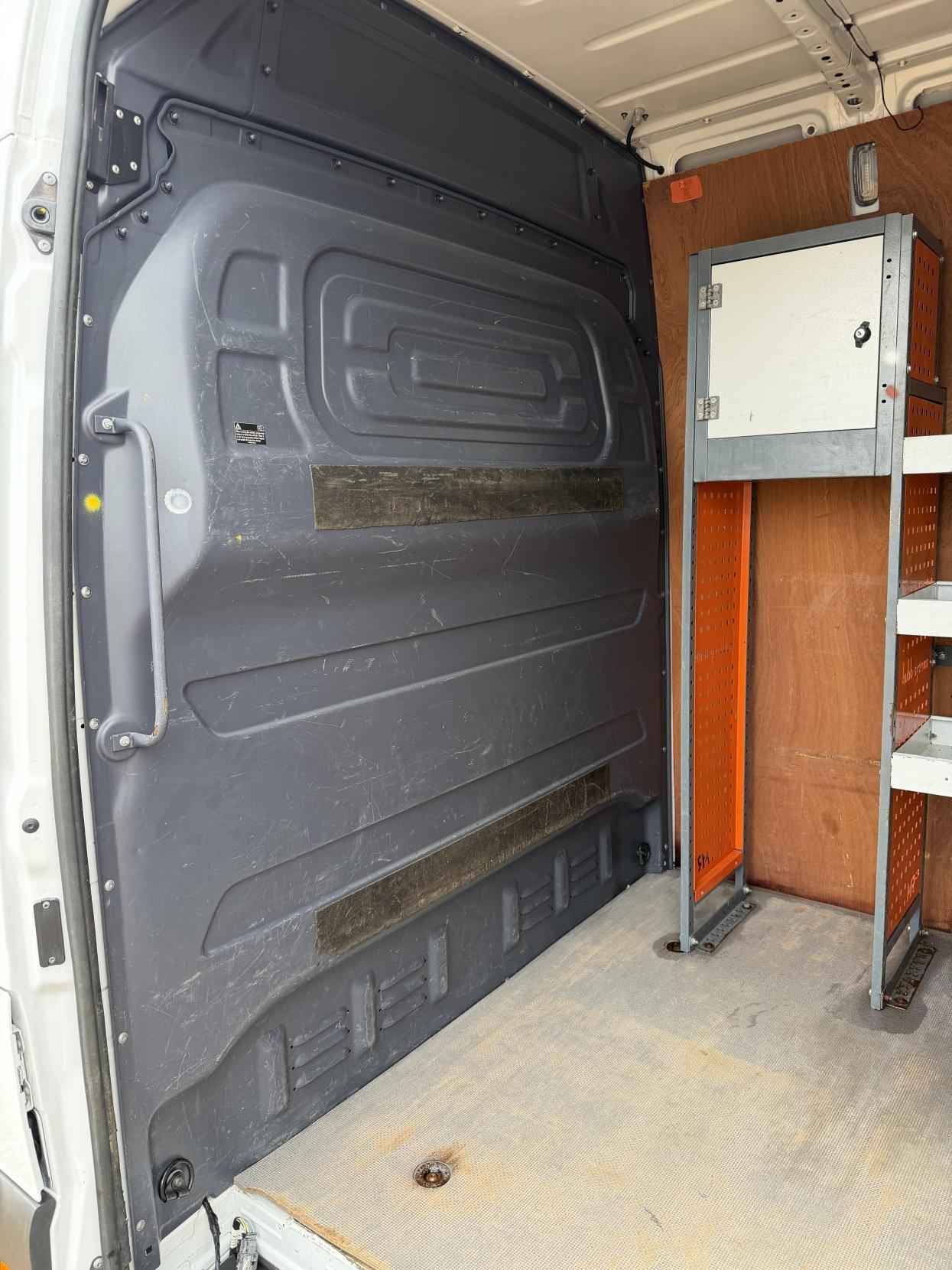 2022 Mercedes-Benz Sprinter 2.0 315 CDI Progressive Panel Van 5dr Diesel Manual RWD L2 H2 Euro 6 (s/s) (150 ps) - Thumbnail 19