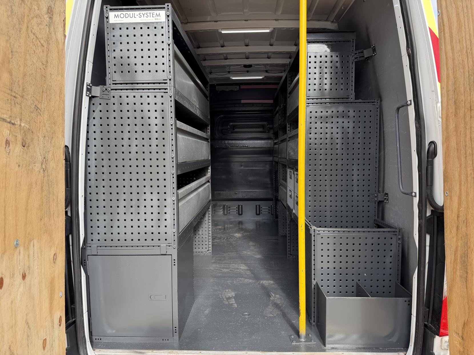 2021 Mercedes-Benz Sprinter 2.1 316 CDI Progressive Panel Van 5dr Diesel Manual RWD L2 H2 Euro 6 (s/s) (163 ps) - Thumbnail 46