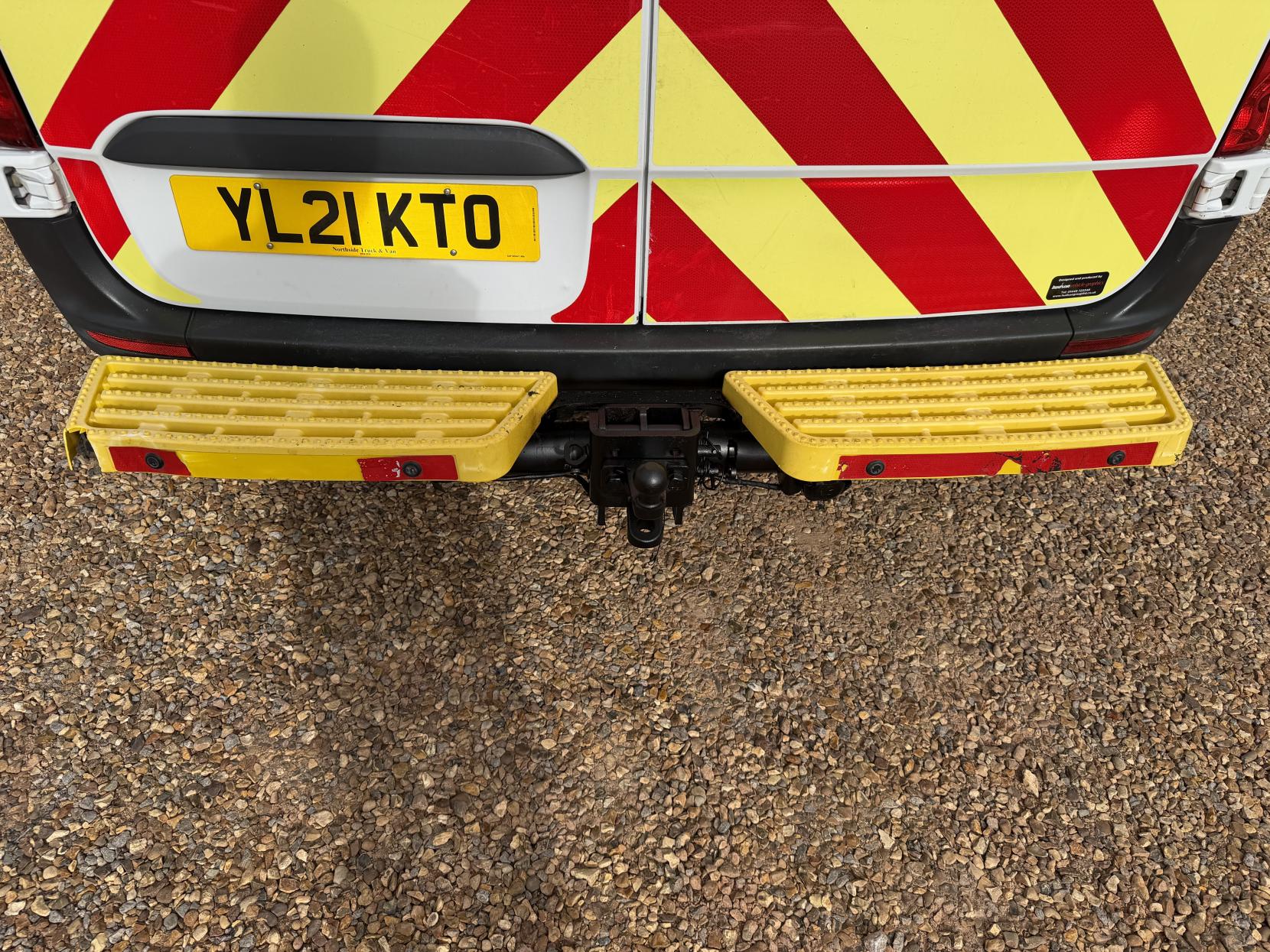 2021 Mercedes-Benz Sprinter 2.1 316 CDI Progressive Panel Van 5dr Diesel Manual RWD L2 H2 Euro 6 (s/s) (163 ps) - Thumbnail 53