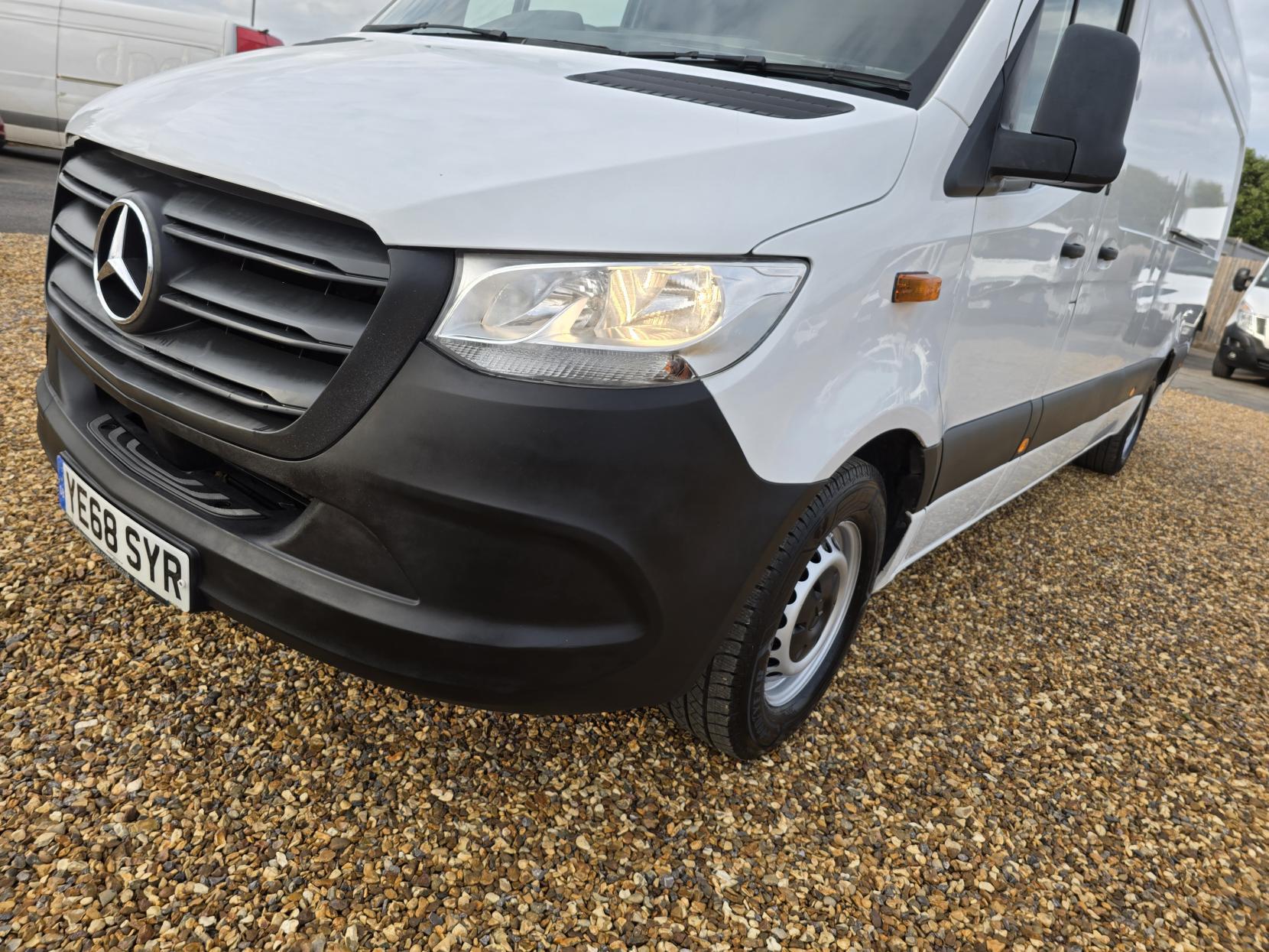 Mercedes-Benz Sprinter 2.1 311 CDI Panel Van 5dr Diesel Manual RWD L3 H2 Euro 6 (114 ps)