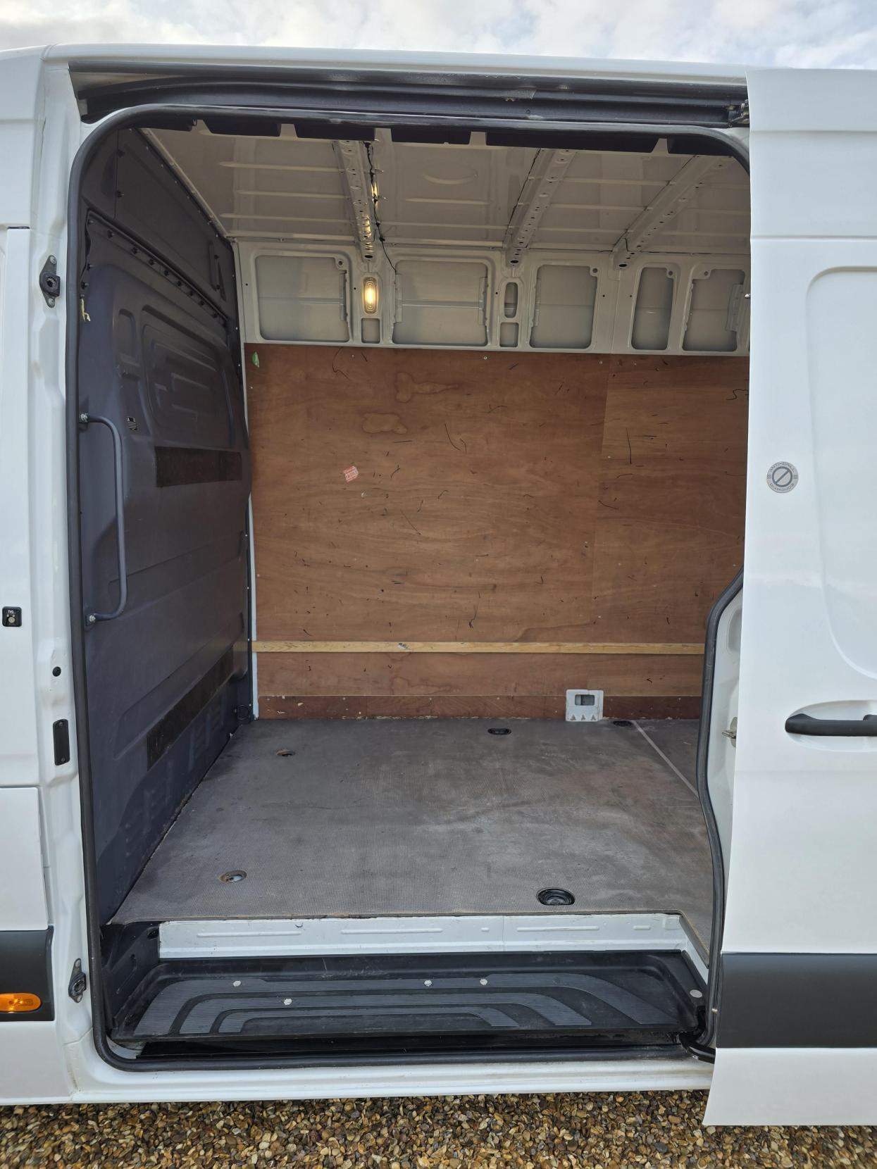 Mercedes-Benz Sprinter 2.1 311 CDI Panel Van 5dr Diesel Manual RWD L3 H2 Euro 6 (114 ps)