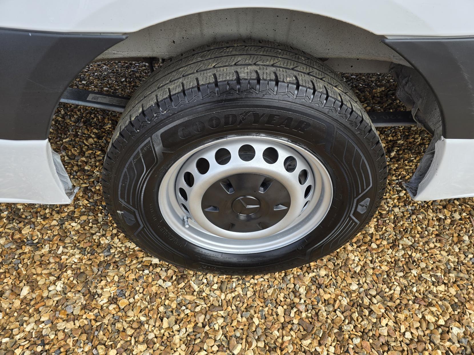 Mercedes-Benz Sprinter 2.1 311 CDI Panel Van 5dr Diesel Manual RWD L3 H2 Euro 6 (114 ps)