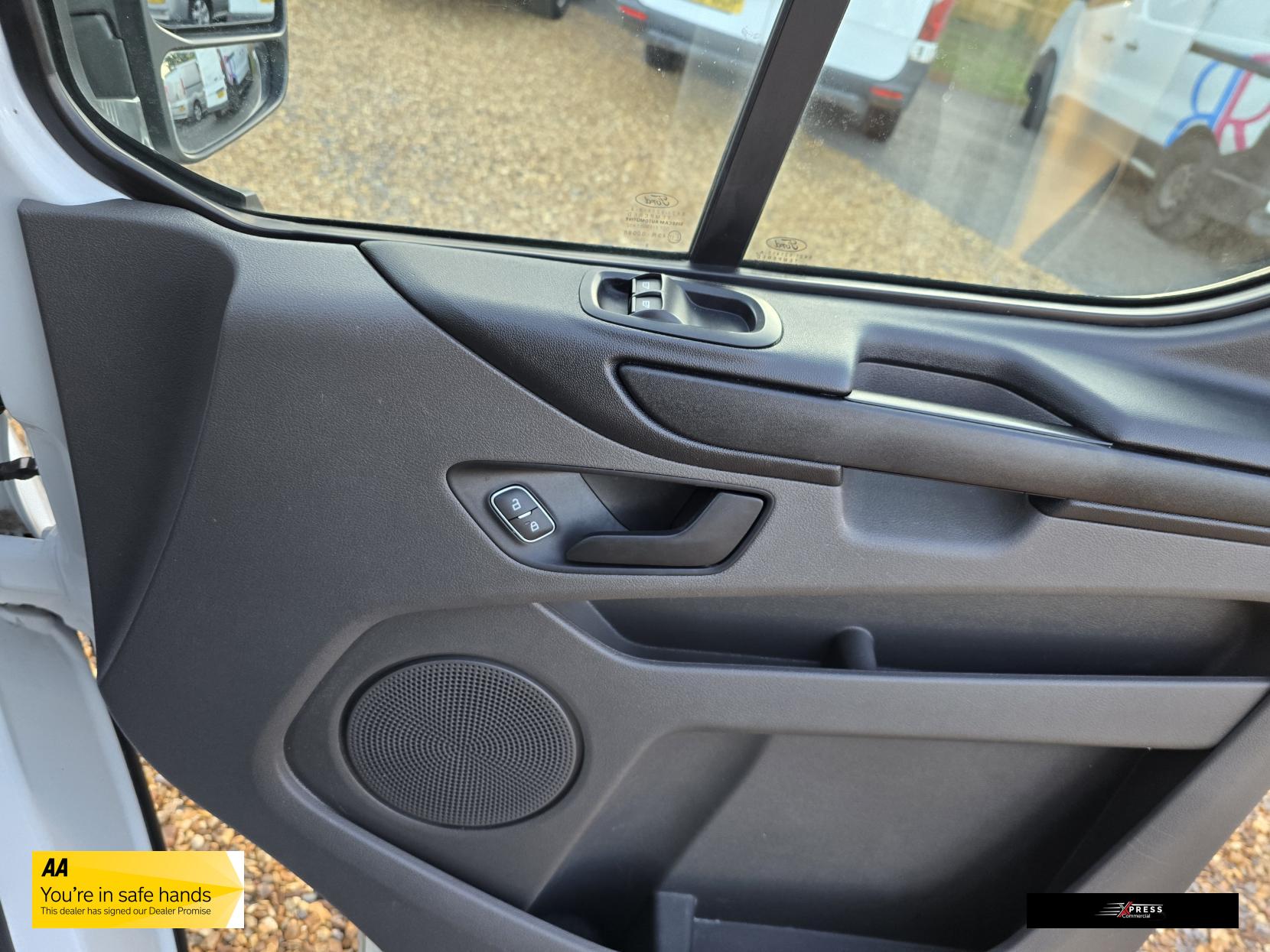 Ford Transit Custom Transit Custom 2.0 280 EcoBlue Leader Panel Van 5dr Diesel Manual L1 H2 Euro 6 (s/s) (105 ps)