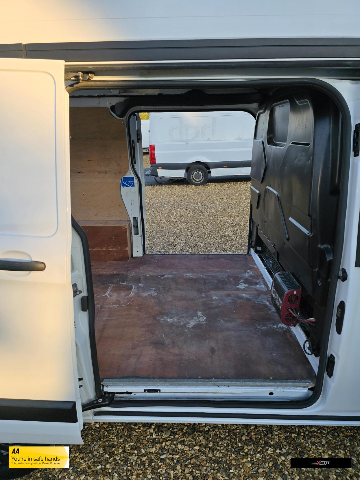 Ford Transit Custom Transit Custom 2.0 280 EcoBlue Leader Panel Van 5dr Diesel Manual L1 H2 Euro 6 (s/s) (105 ps)