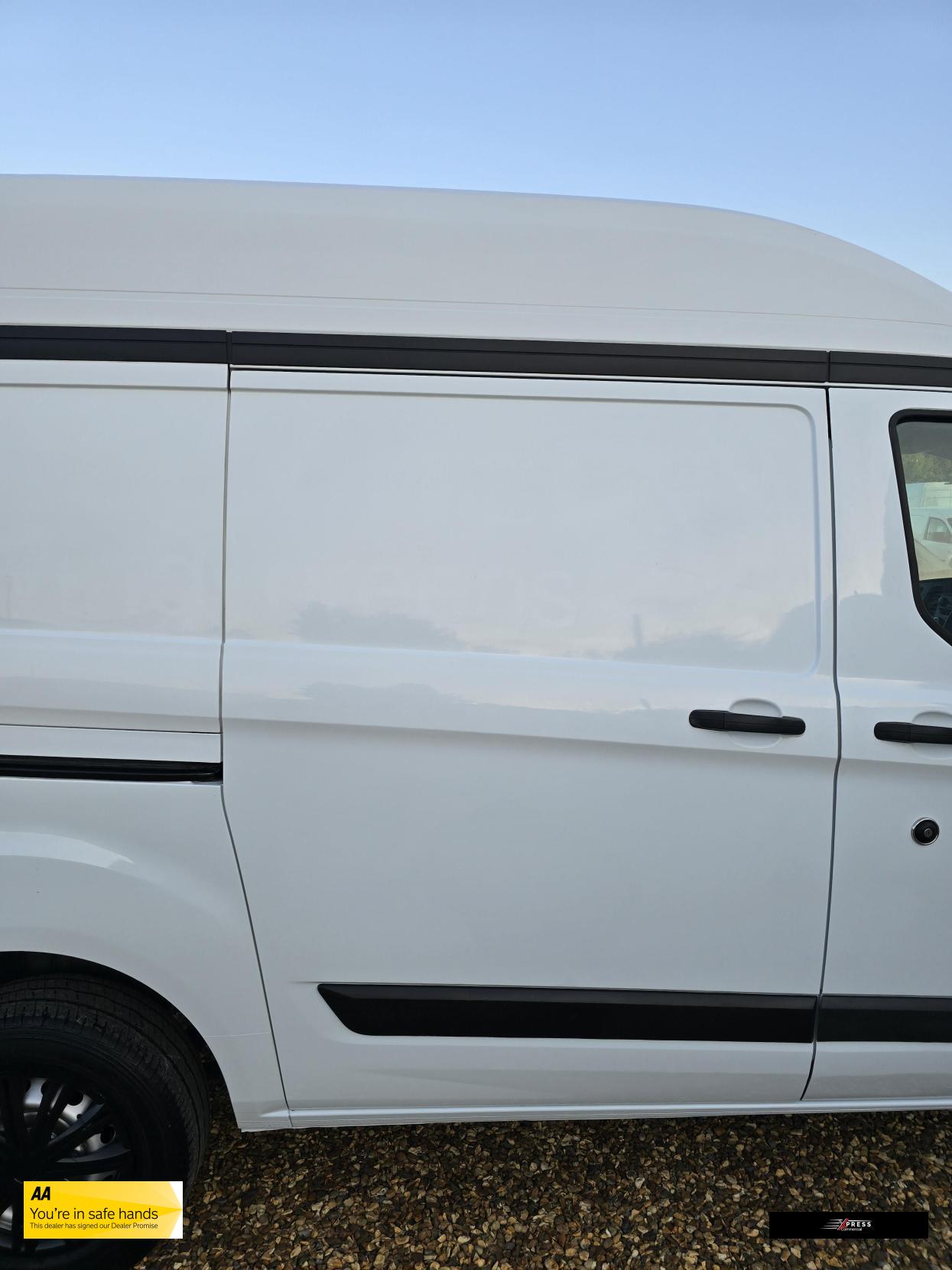 Ford Transit Custom Transit Custom 2.0 280 EcoBlue Leader Panel Van 5dr Diesel Manual L1 H2 Euro 6 (s/s) (105 ps)