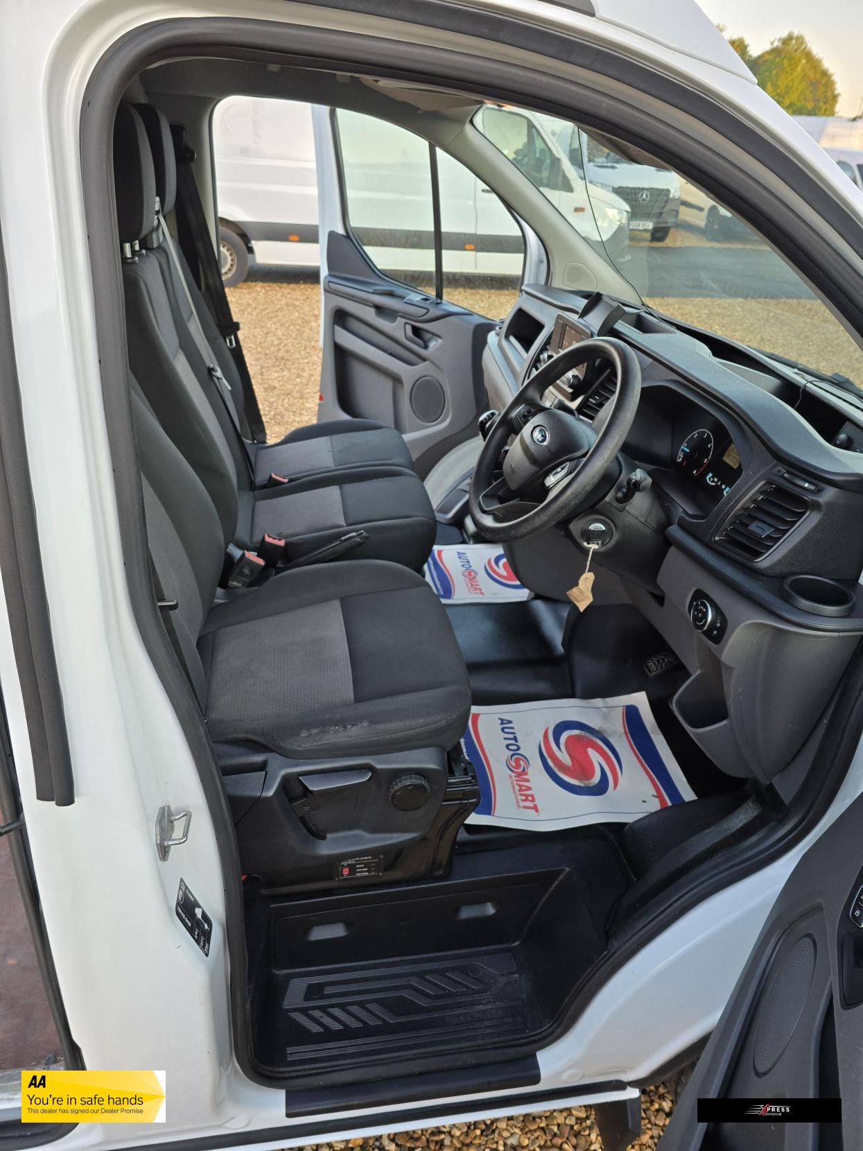 Ford Transit Custom Transit Custom 2.0 280 EcoBlue Leader Panel Van 5dr Diesel Manual L1 H2 Euro 6 (s/s) (105 ps)