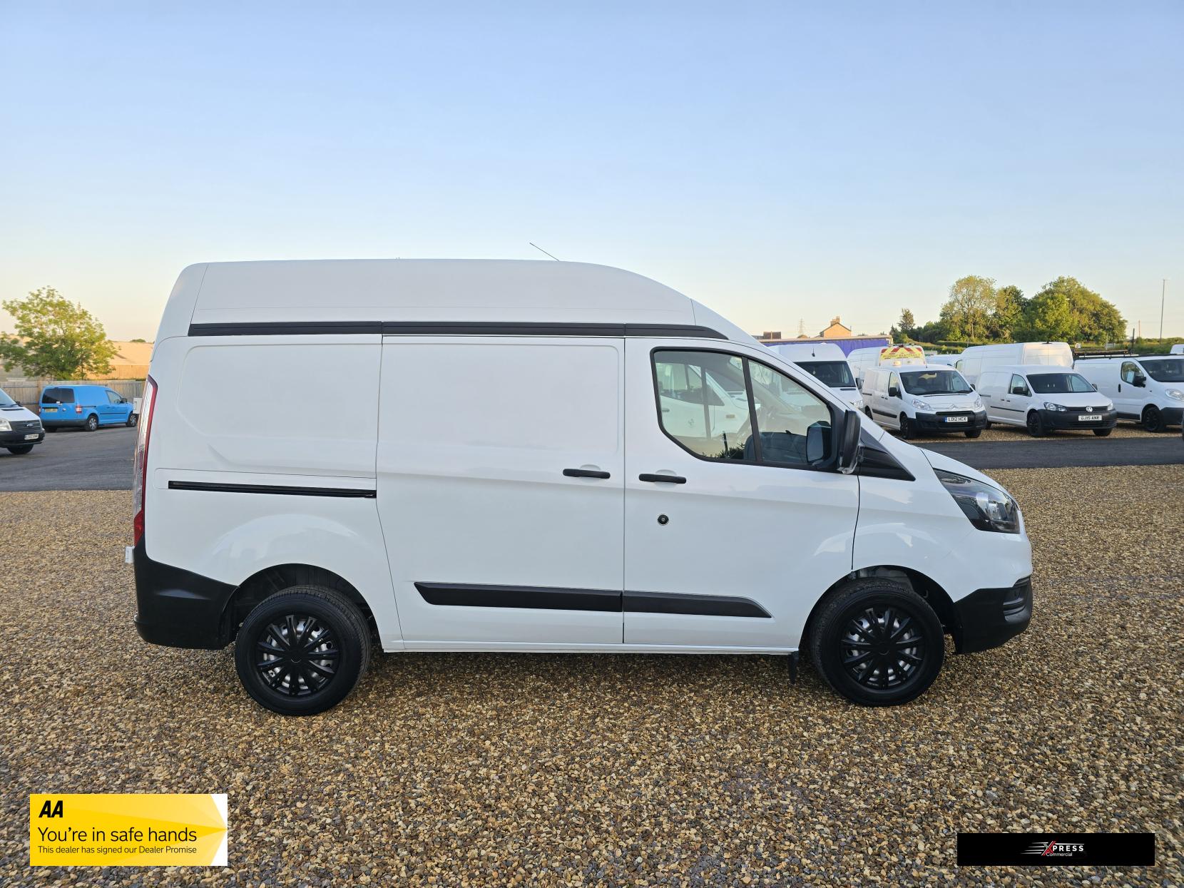 Ford Transit Custom Transit Custom 2.0 280 EcoBlue Leader Panel Van 5dr Diesel Manual L1 H2 Euro 6 (s/s) (105 ps)