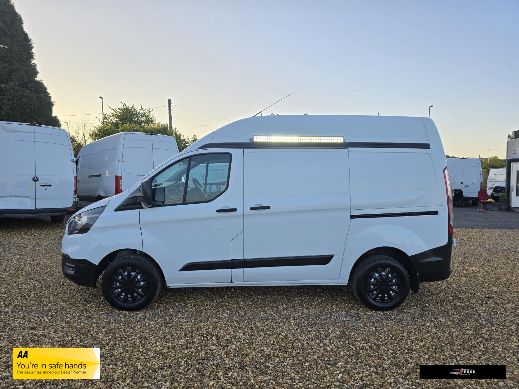 Ford Transit Custom Transit Custom 2.0 280 EcoBlue Leader Panel Van 5dr Diesel Manual L1 H2 Euro 6 (s/s) (105 ps)