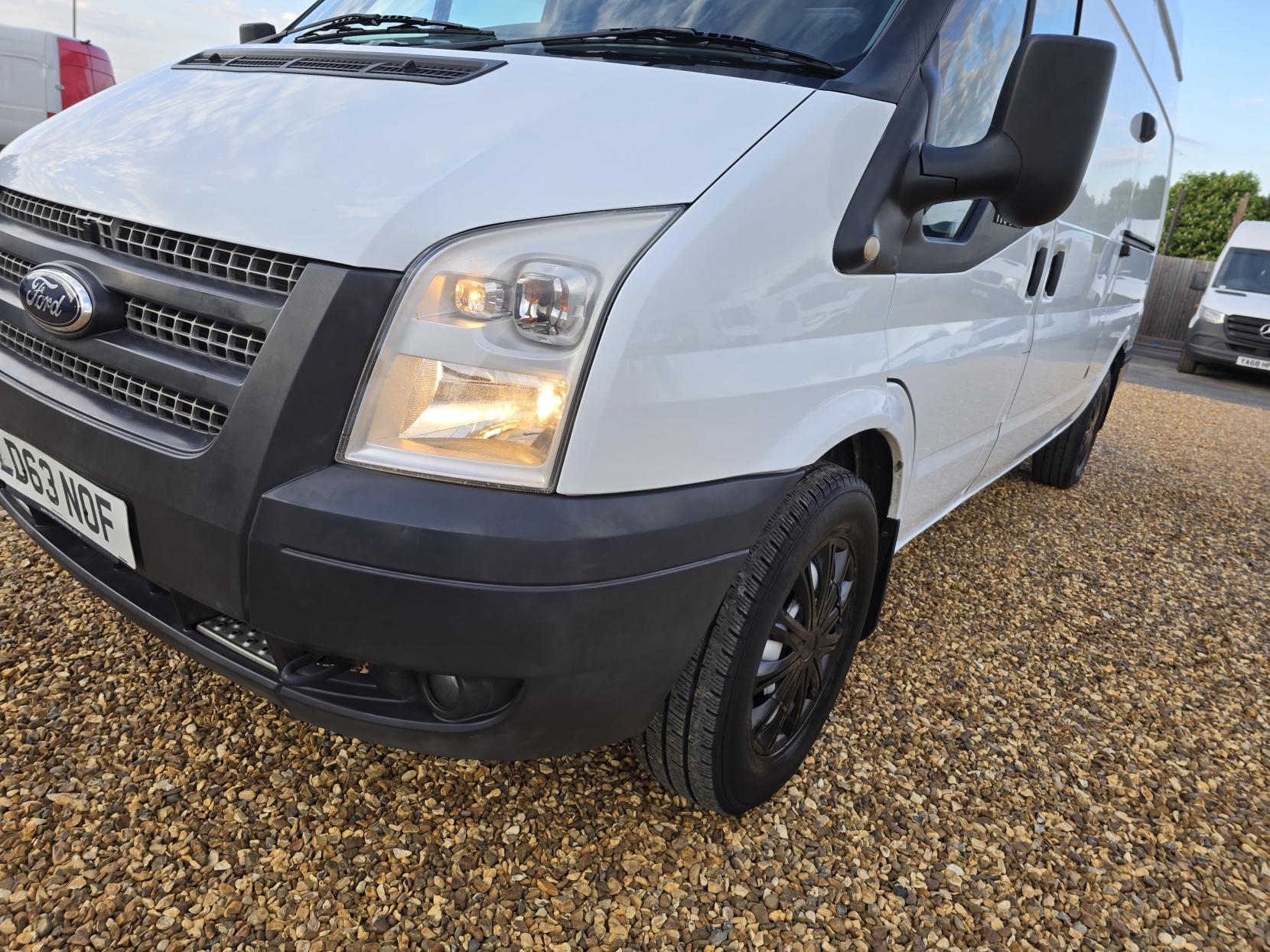 Ford Transit 2.2 TDCi 350 Panel Van 3dr Diesel Manual RWD L3 H3 (224 g/km, 98 bhp)