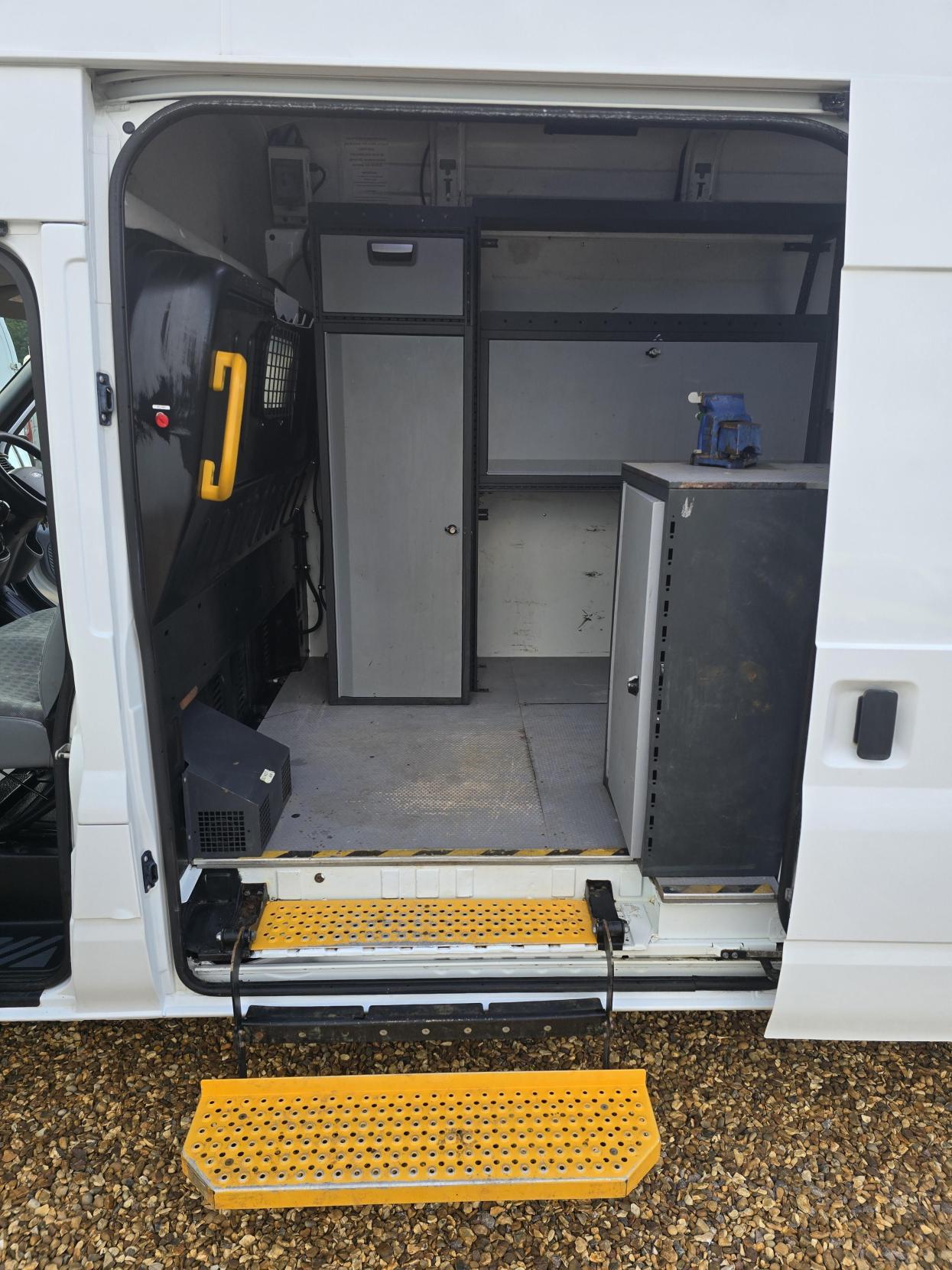Ford Transit 2.2 TDCi 350 Panel Van 3dr Diesel Manual RWD L3 H3 (224 g/km, 98 bhp)