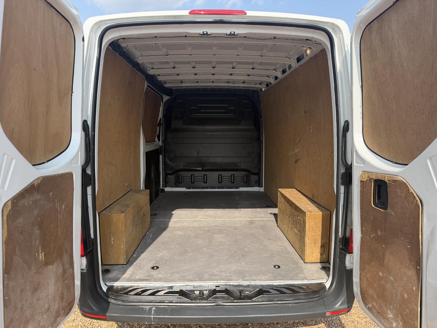 2019 Mercedes-Benz Sprinter 2.1 314 CDI Panel Van 5dr Diesel Manual FWD L2 H1 Euro 6 (143 ps) - Thumbnail 3