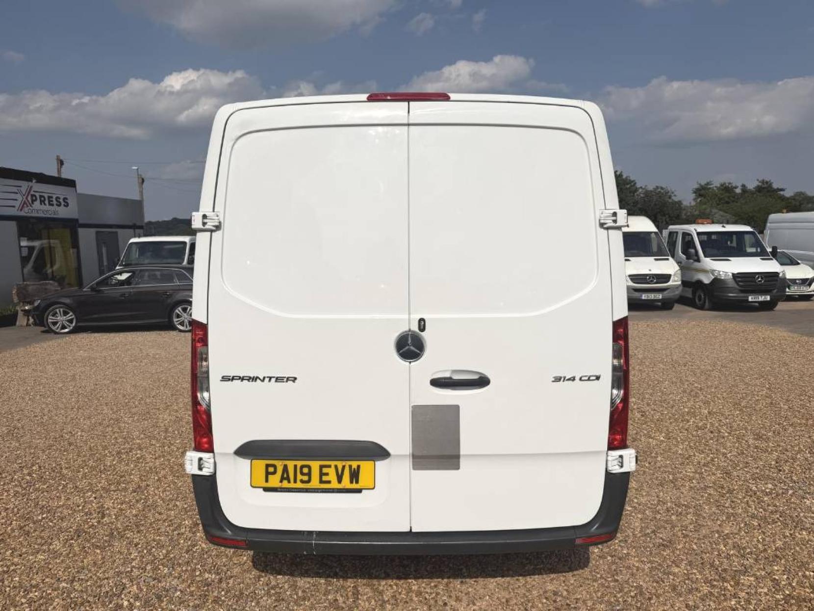 2019 Mercedes-Benz Sprinter 2.1 314 CDI Panel Van 5dr Diesel Manual FWD L2 H1 Euro 6 (143 ps) - Thumbnail 10