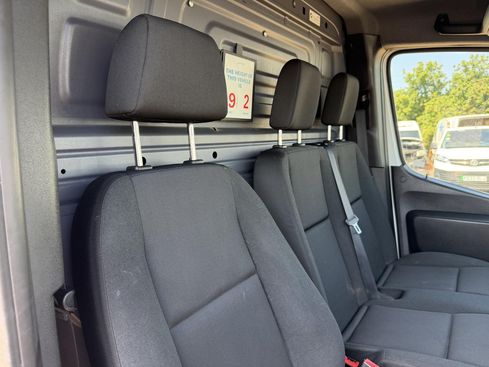 2019 Mercedes-Benz Sprinter 2.1 316 CDI Panel Van 5dr Diesel Manual RWD L2 H2 Euro 6 (163 ps) - Thumbnail 16