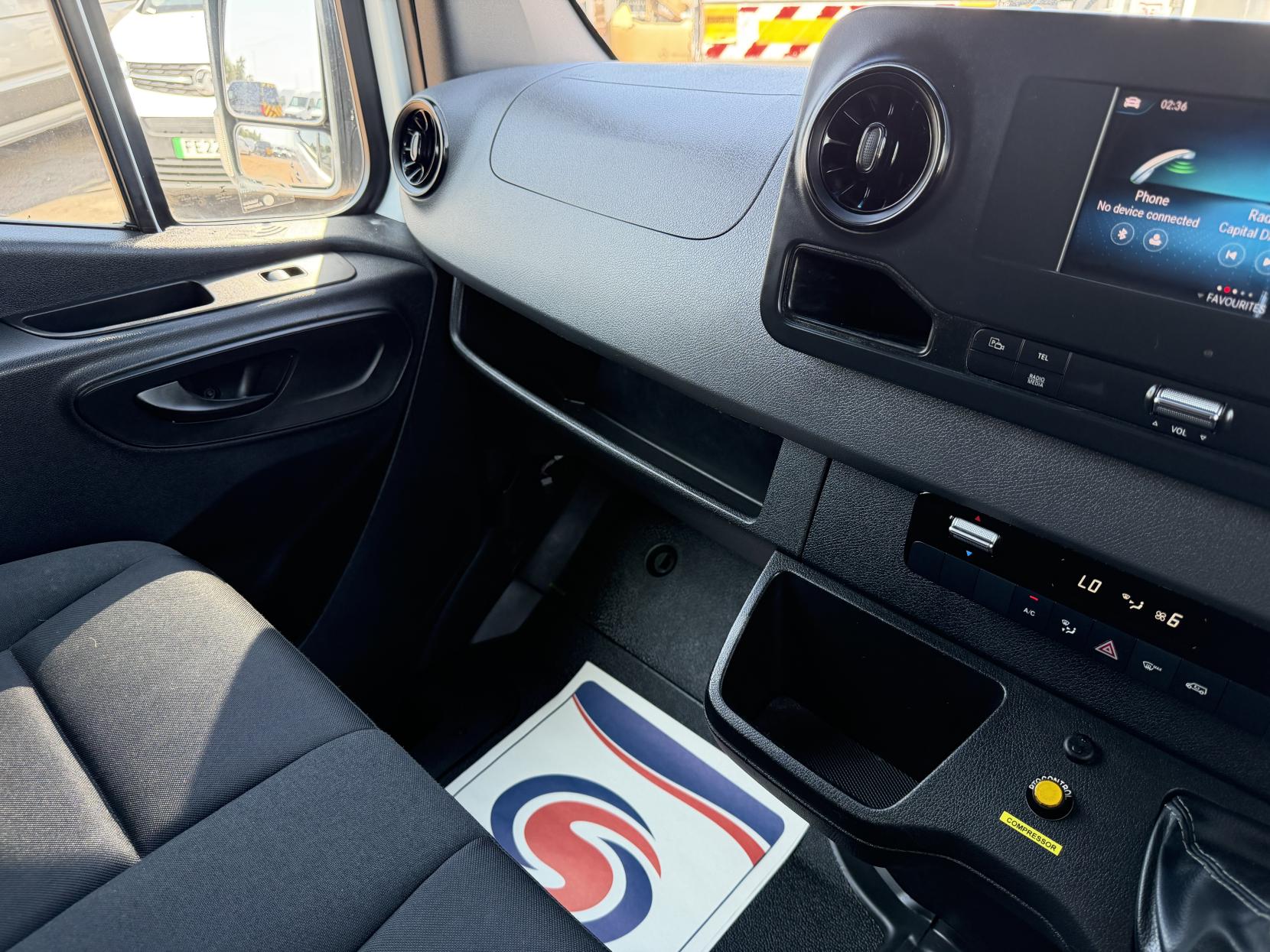 2019 Mercedes-Benz Sprinter 2.1 316 CDI Panel Van 5dr Diesel Manual RWD L2 H2 Euro 6 (163 ps) - Thumbnail 27