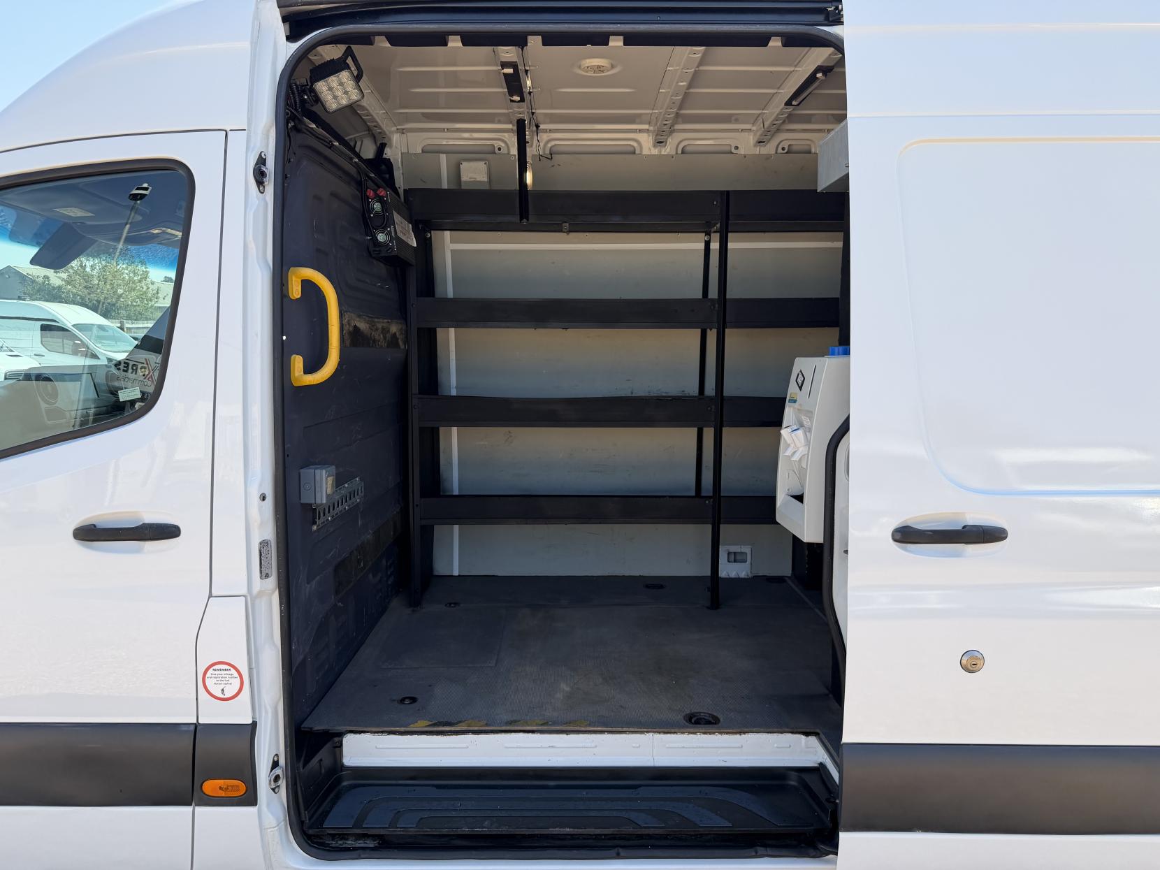 2019 Mercedes-Benz Sprinter 2.1 316 CDI Panel Van 5dr Diesel Manual RWD L2 H2 Euro 6 (163 ps) - Thumbnail 33
